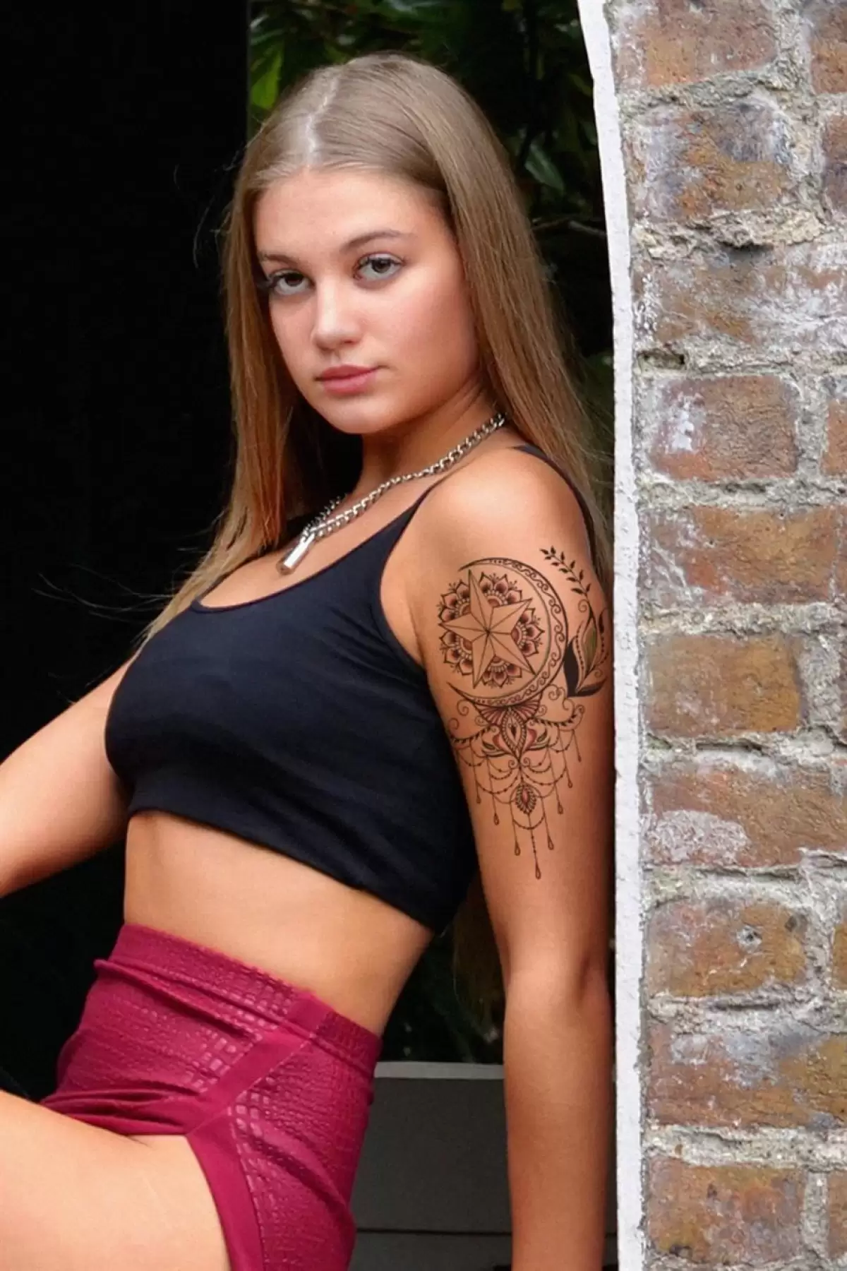 Ay ve Yıldız Motifli Düş Kapanı Geçici Dövme Tattoo