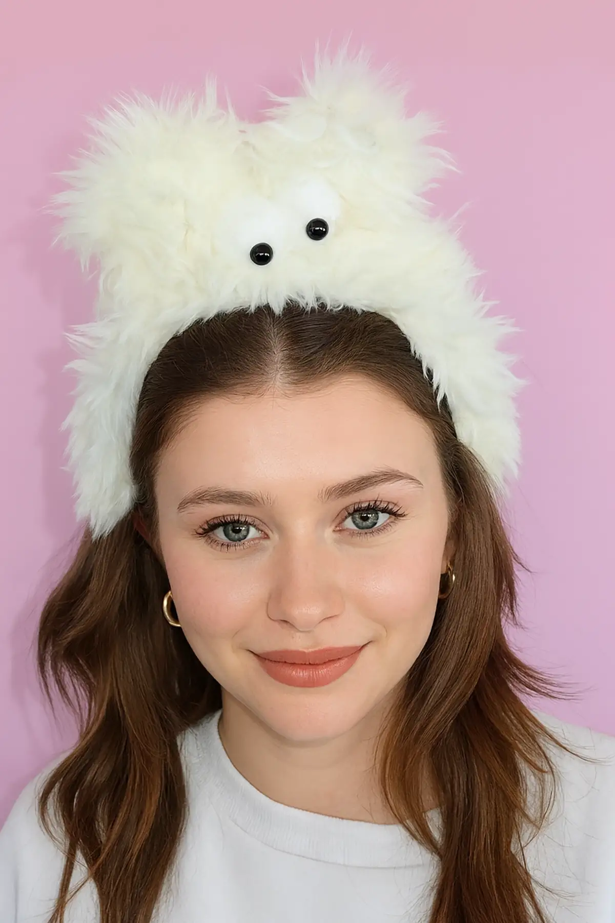 Beyaz Renk Canavar Figürlü Peluş Taç