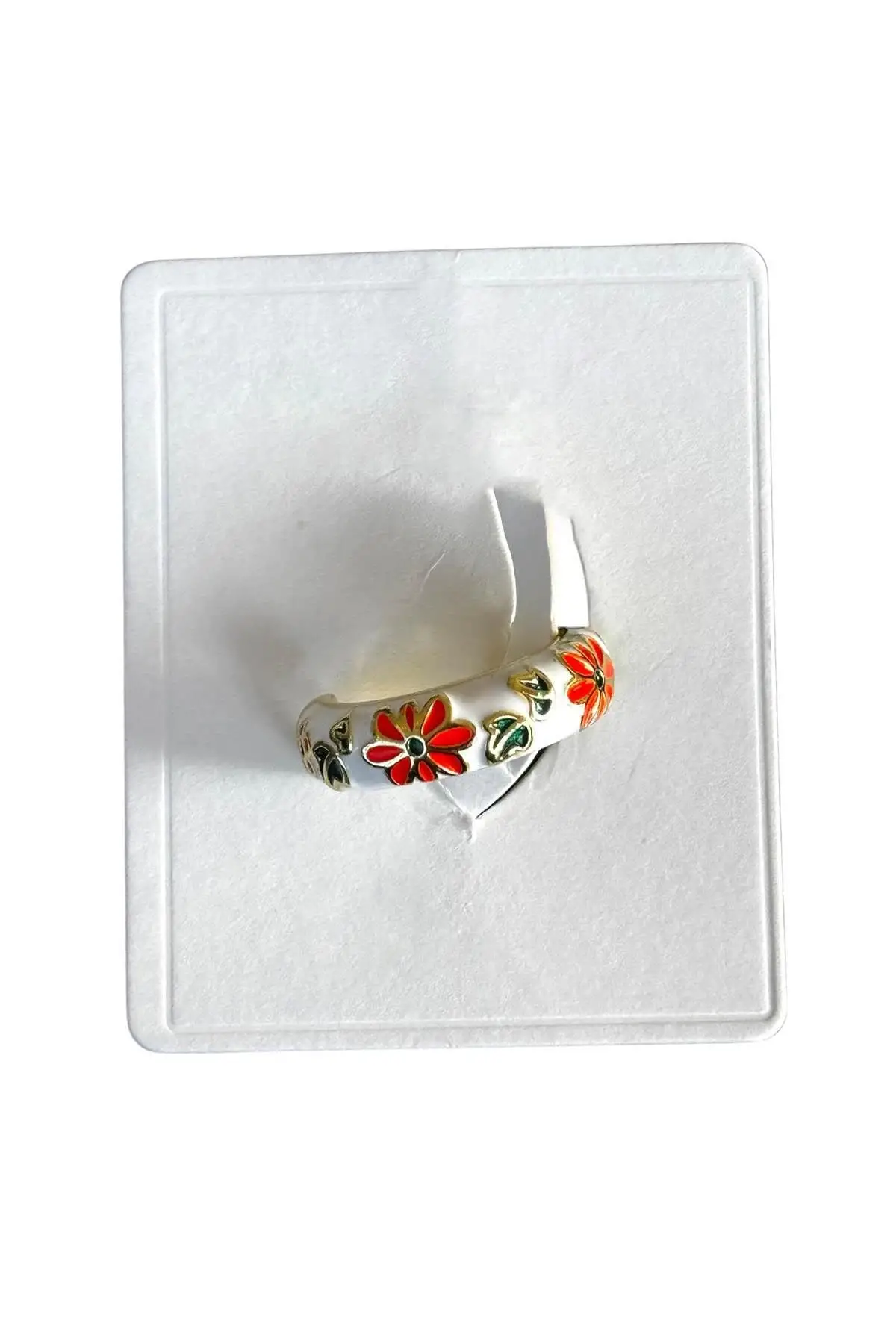 Beyaz Renk Çiçek Figürlü Ear Cuff (Tek)