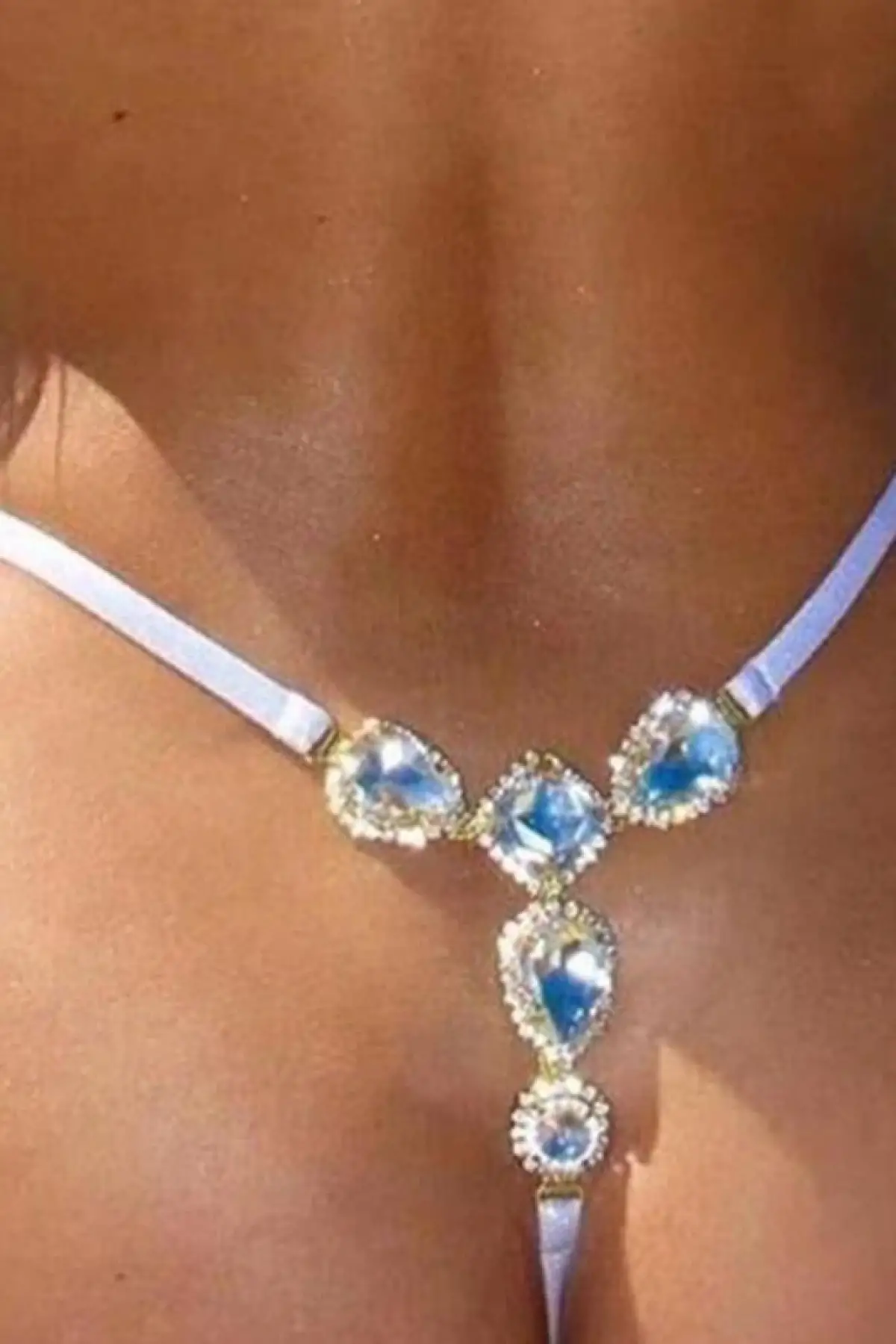 Beyaz Renk Taş Detaylı Tanga