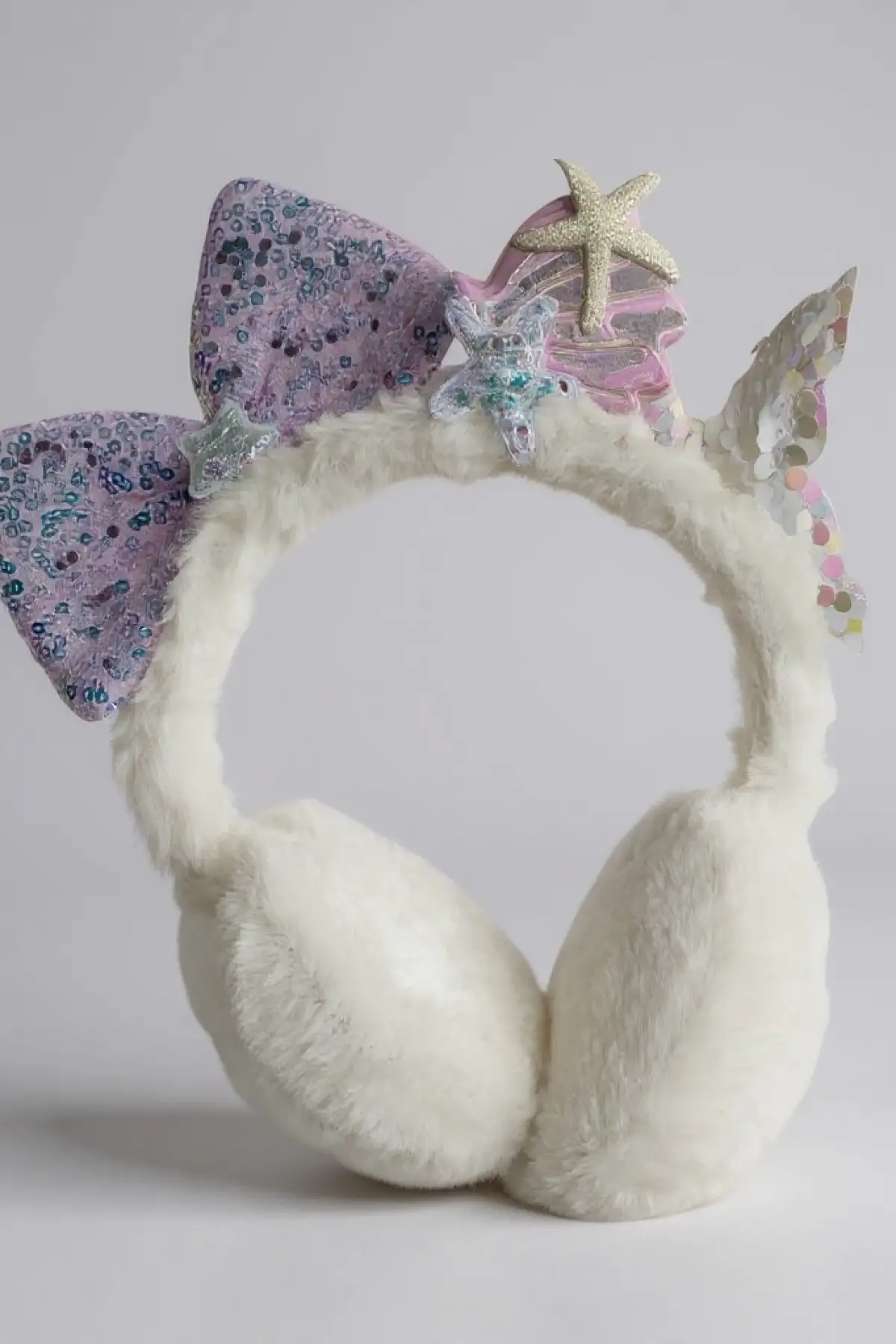 Beyaz Ve Mor Renk Karışık Figürlü Çocuk Peluş Kulaklık