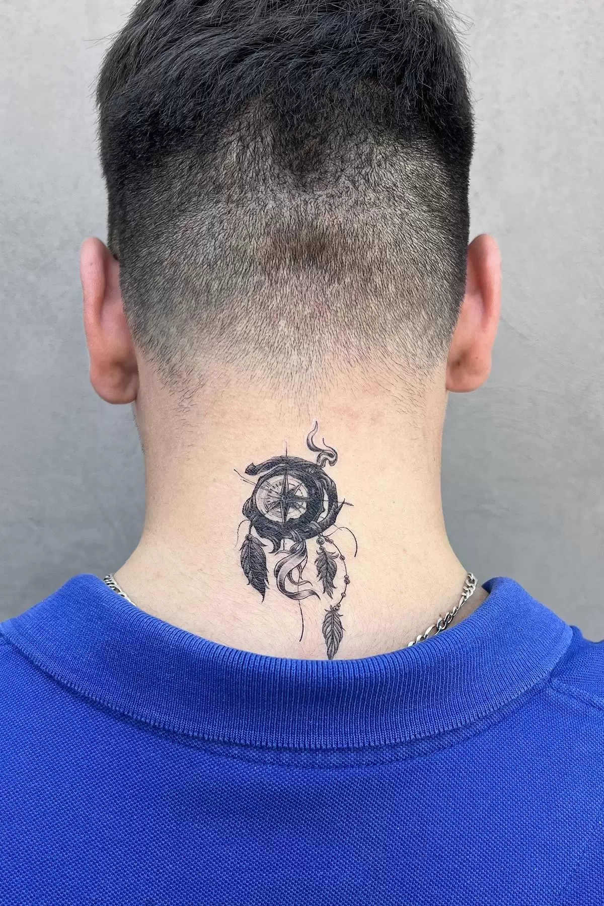 Geçici Pusula Figürlü Dövme Tatto