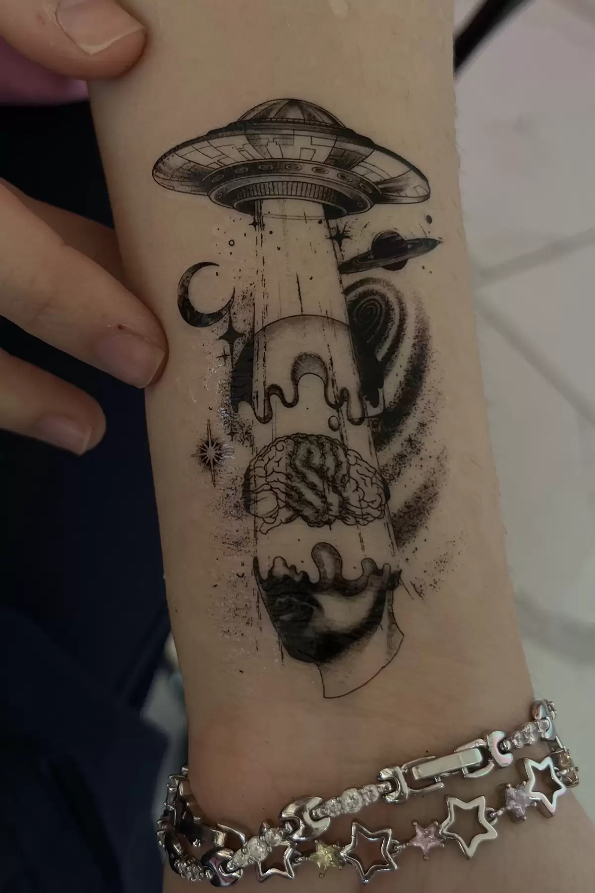 Geçici Uzay Mekiği Figürlü Mini Dövme Tattoo