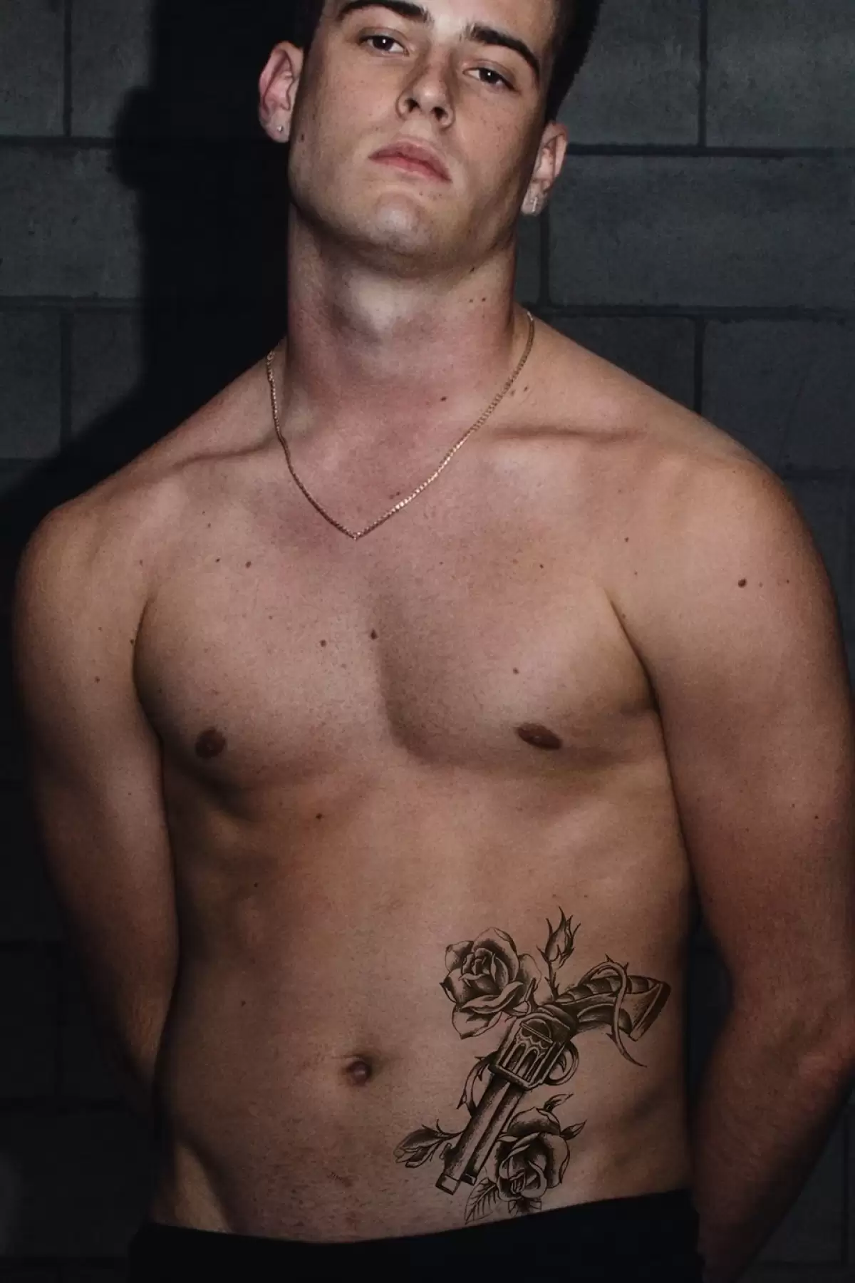 Gerçekçi Geçici Silah ve Gül Dövme Tattoo
