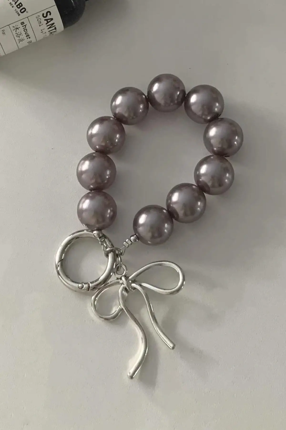 Gri Renk İnci Detaylı Çanta Charm/ Anahtarlık