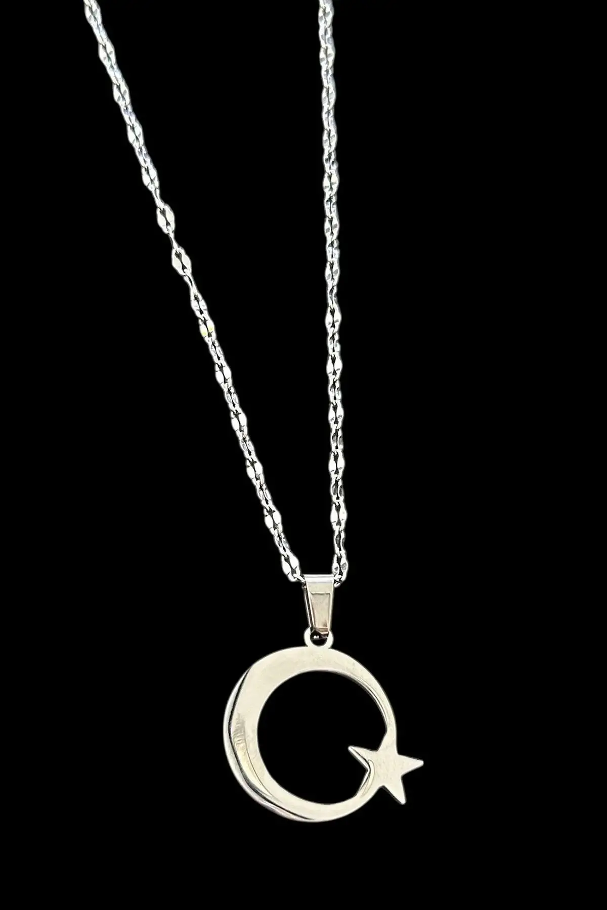 Gümüş Renk Ay Ve Yıldız Figürlü Çelik Kolye