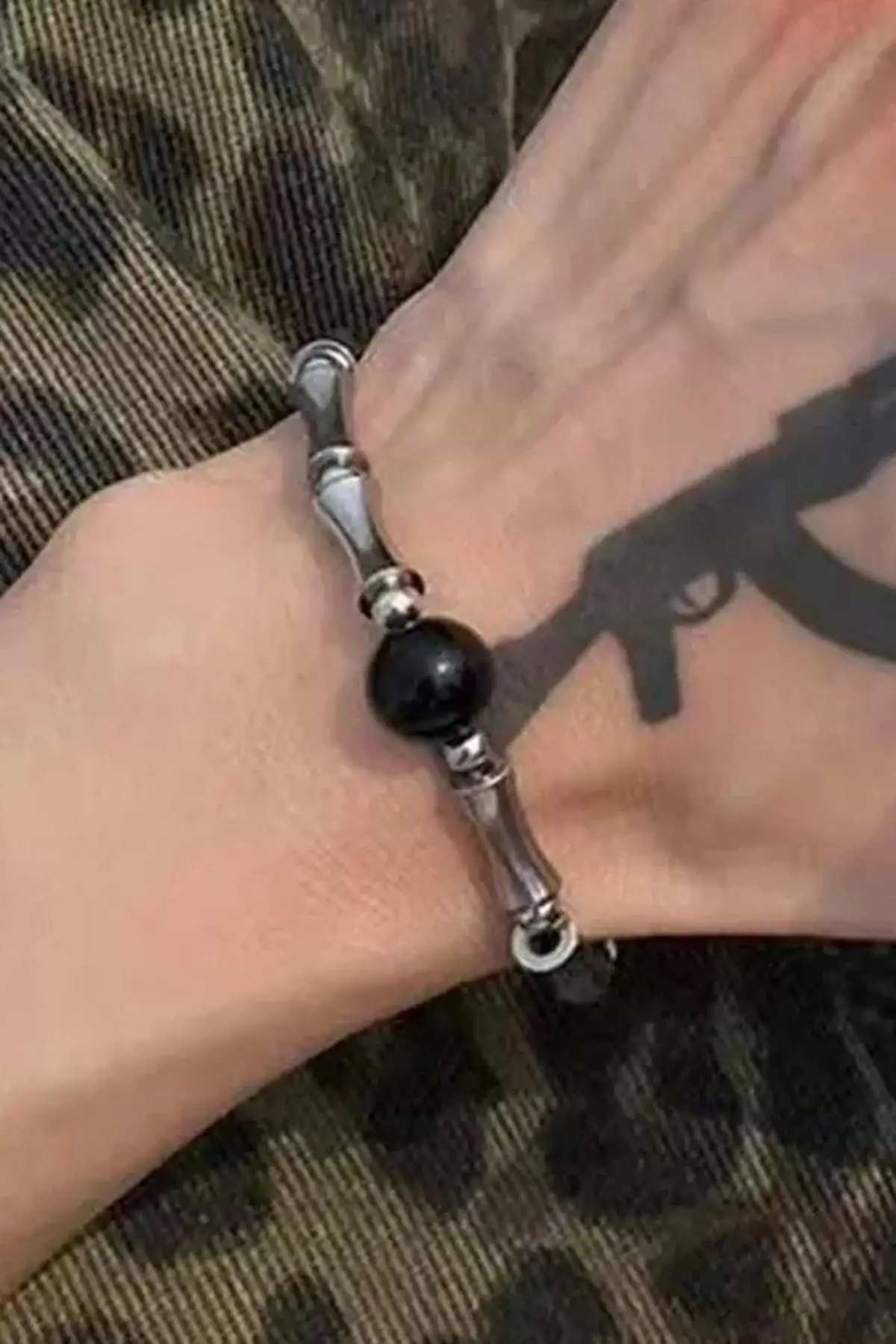 Gümüş Renk Boncuk Detaylı Çelik Erkek Bileklik