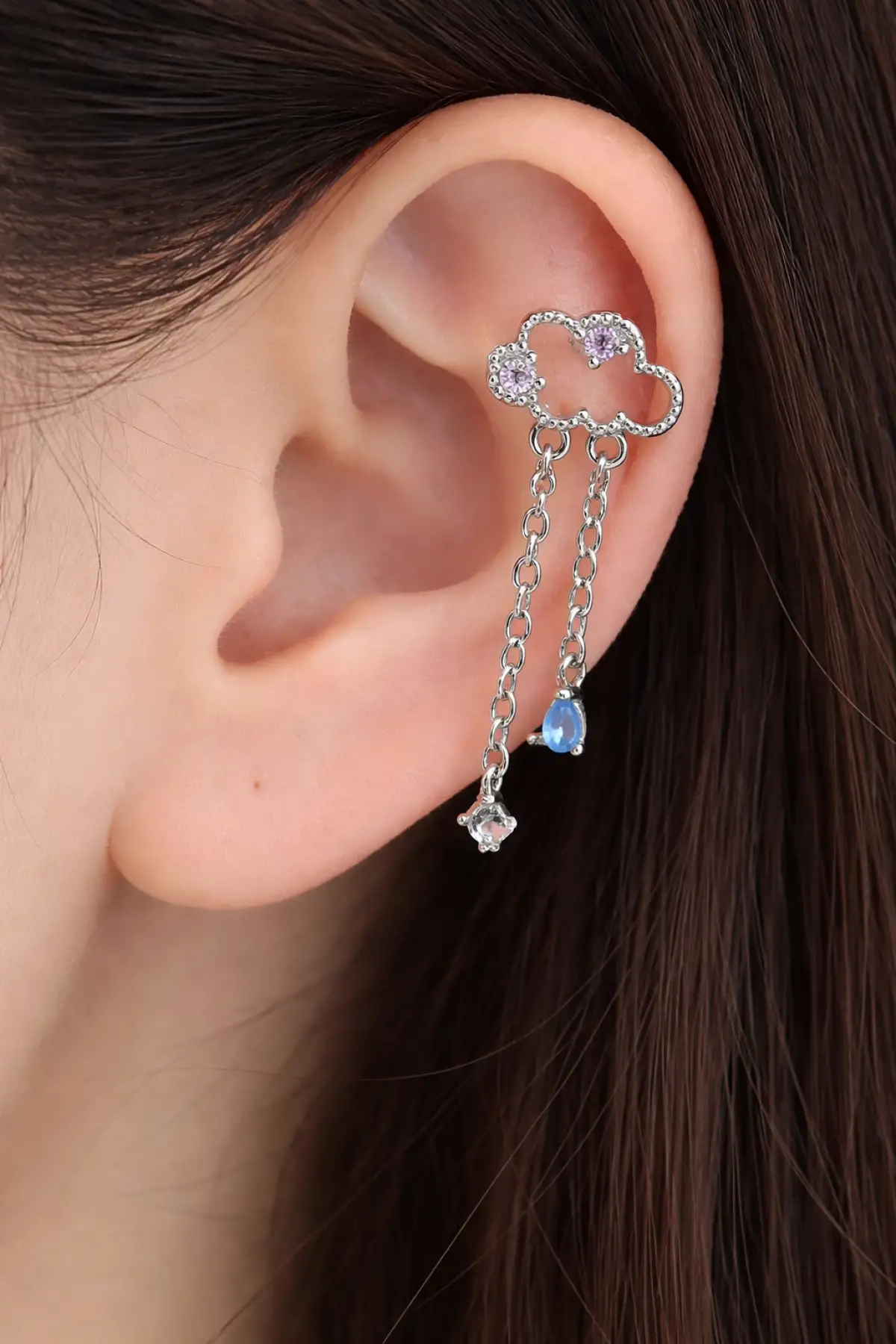 Gümüş Renk Bulut Figürlü Taş Detaylı Cerrahi Çelik Tragus/Kıkırdak Küpe/Piercing (Tek)