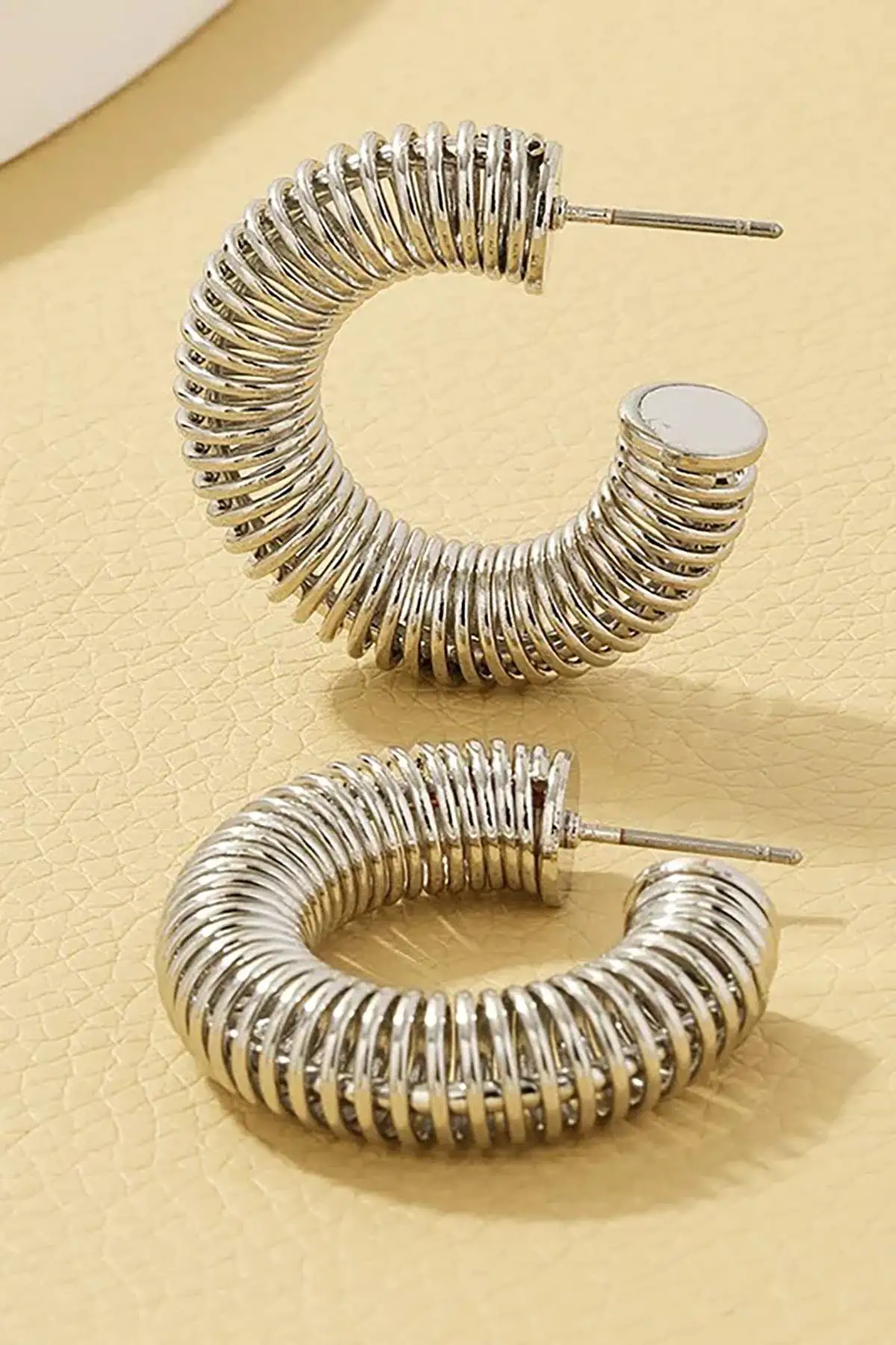 Gümüş Renk Çelik Halka Küpe (Çift)