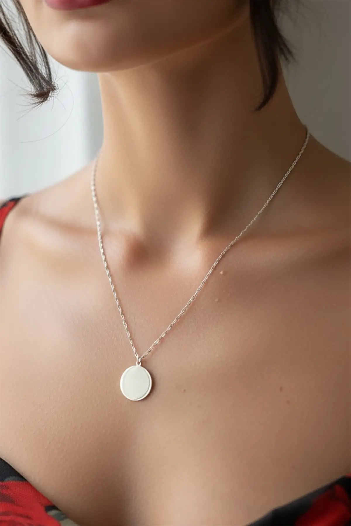 Gümüş Renk Çelik Kolye