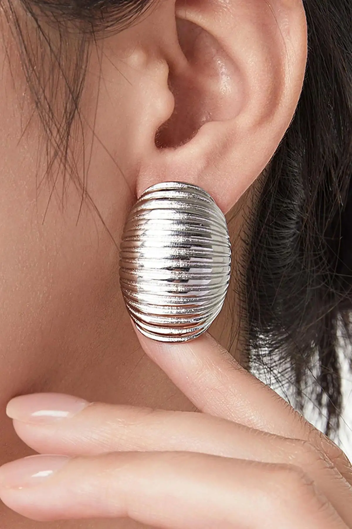 Gümüş Renk Çelik Küpe (Çift)