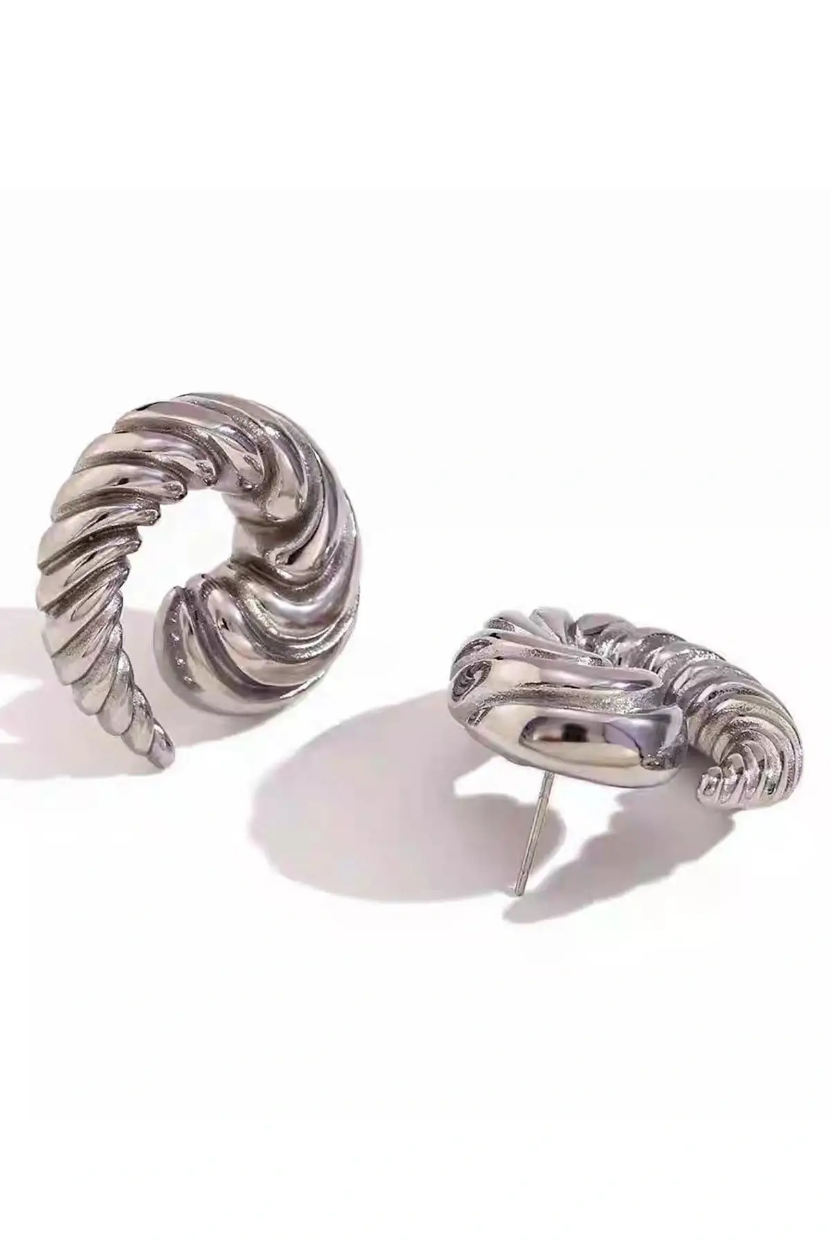 Gümüş Renk Çelik Küpe (Çift)