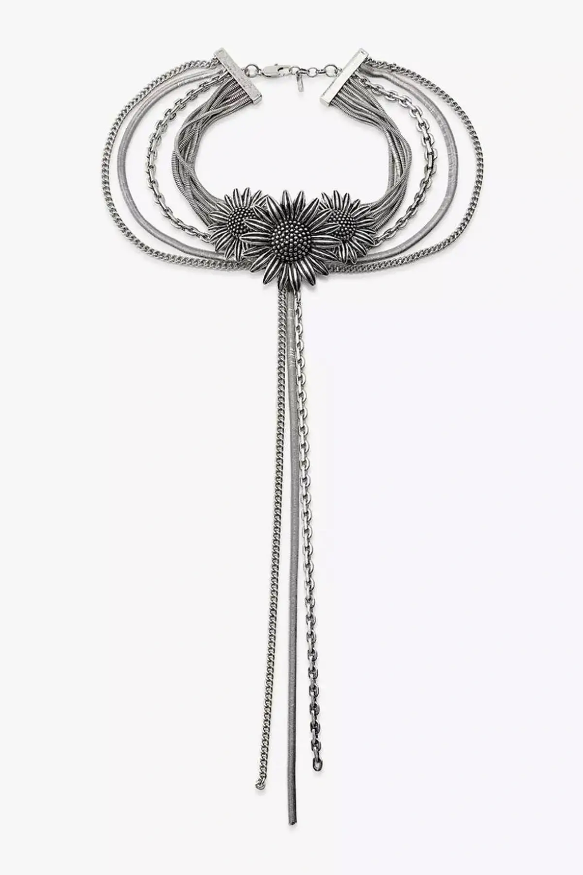 Gümüş Renk Çiçek Figürlü Tasarım Kolye