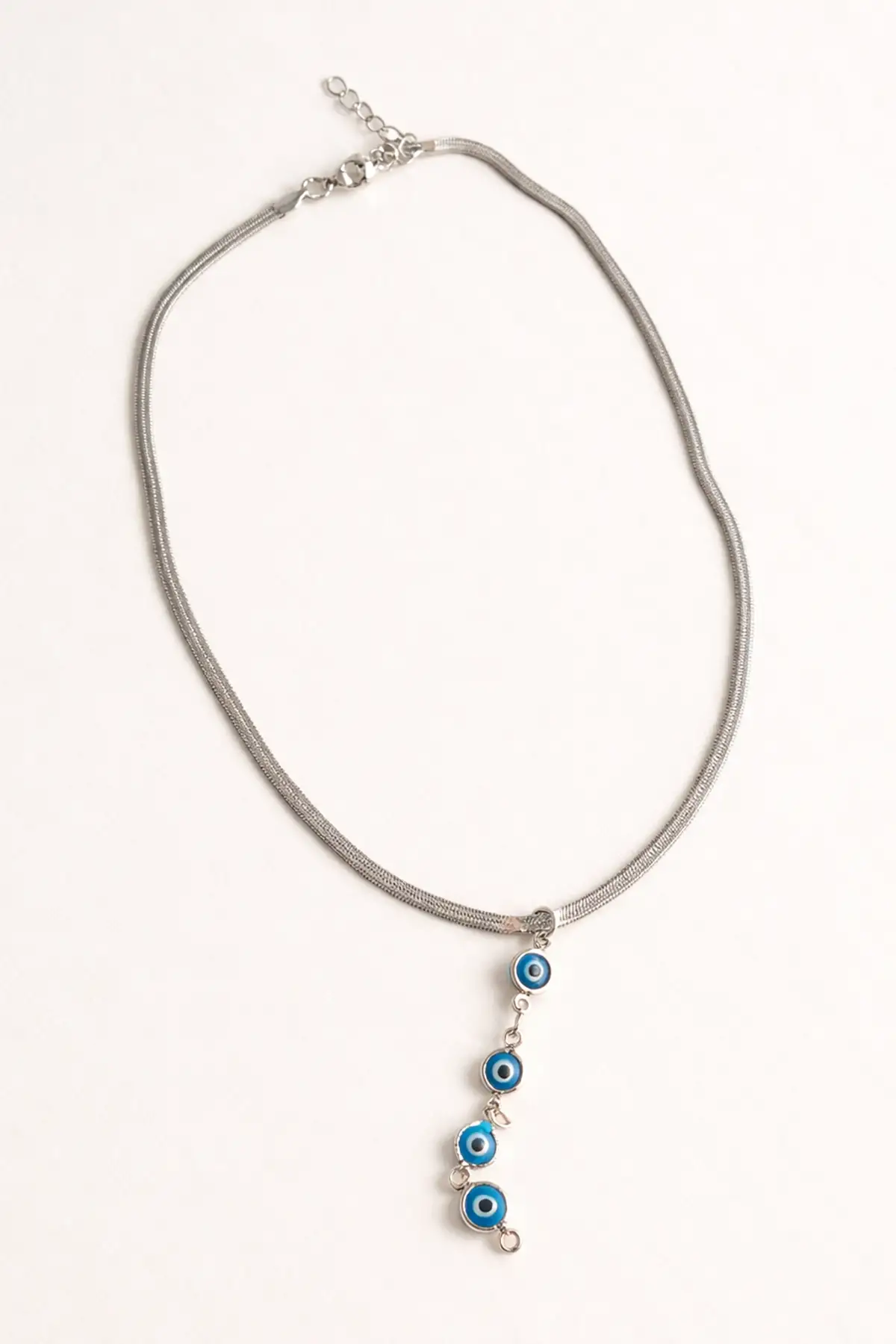 Gümüş Renk Göz Figürlü İtalyan Zincir Detaylı Çelik Kolye