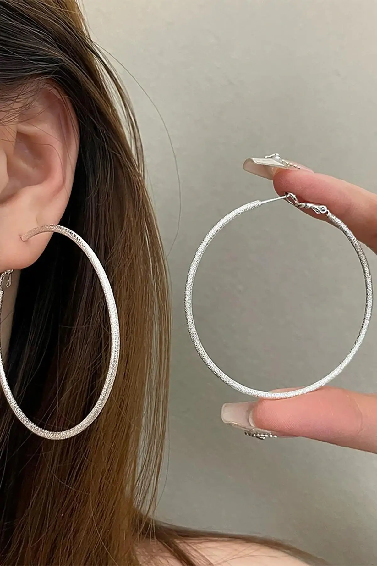 Gümüş Renk Halka Küpe (Çift)