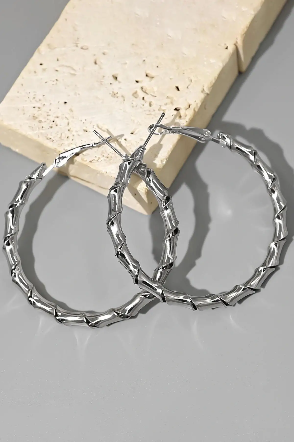 Gümüş Renk Halka Küpe (Çift)