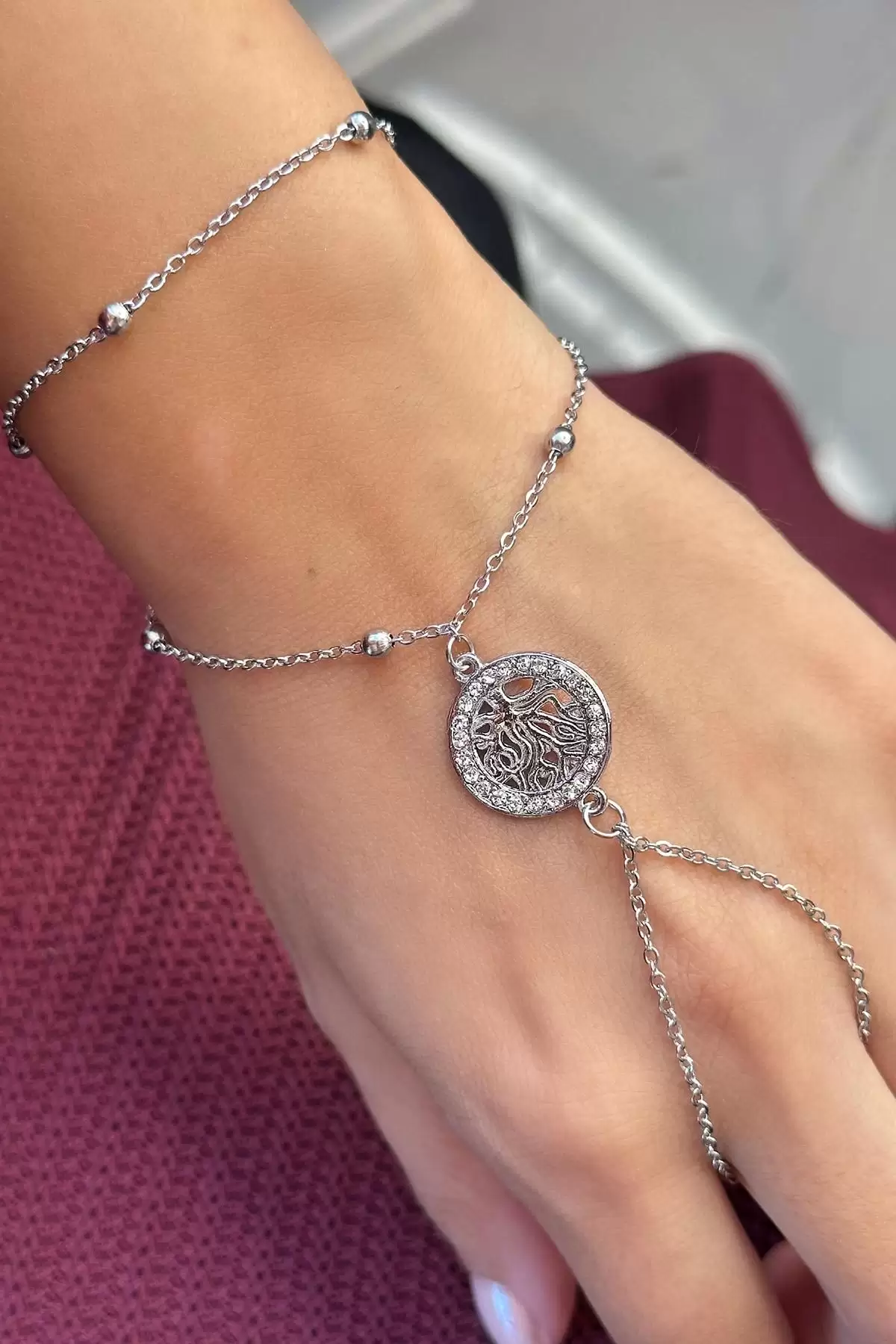 Gümüş Renk Hayat Ağacı Figürlü Renk Taş Detaylı Çelik Şahmeran