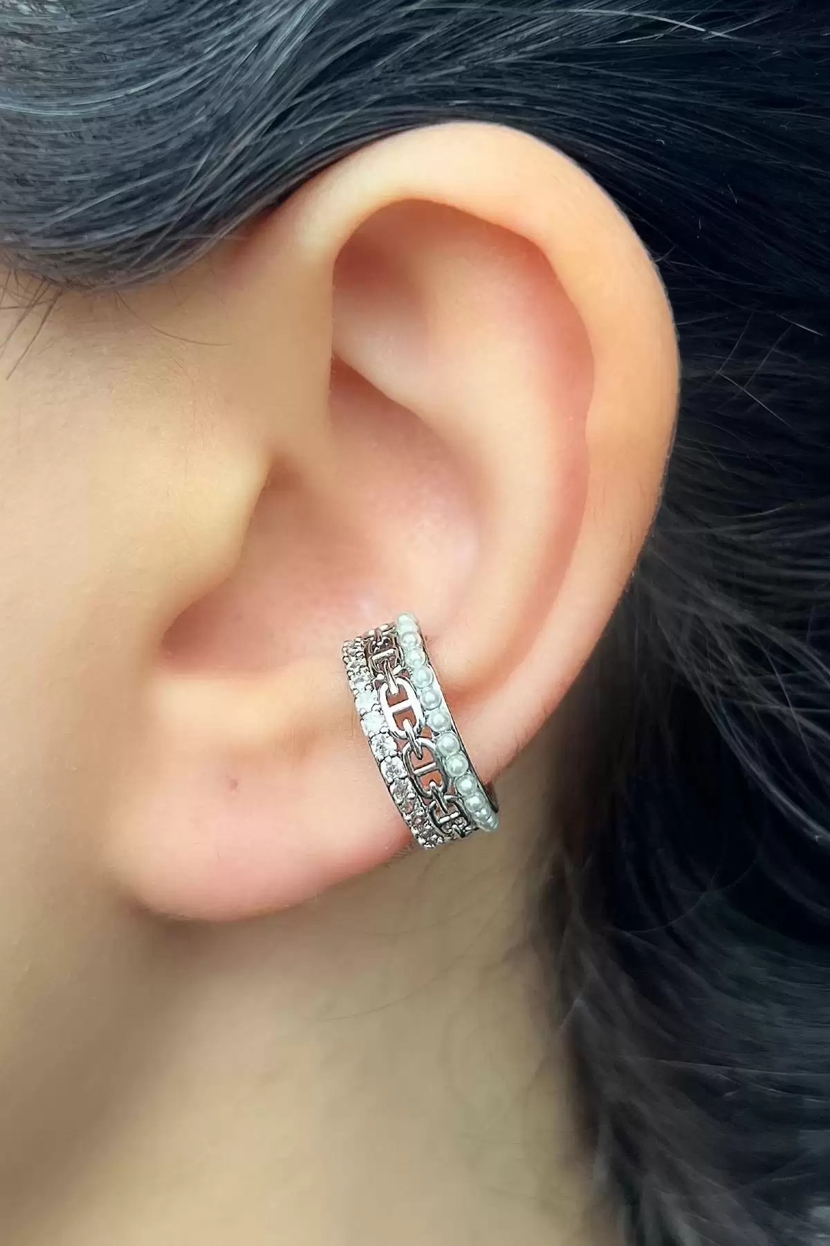 Gümüş Renk İnci Detaylı Ear Cuff Küpe (Tek)