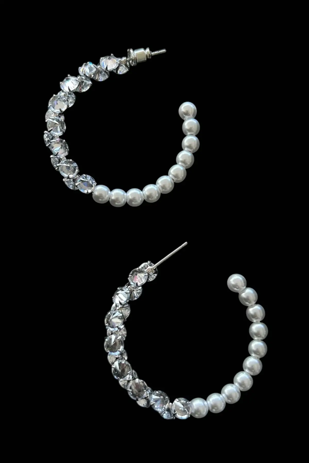 Gümüş Renk İnci Ve Taş Detaylı Halka Küpe (Çift)