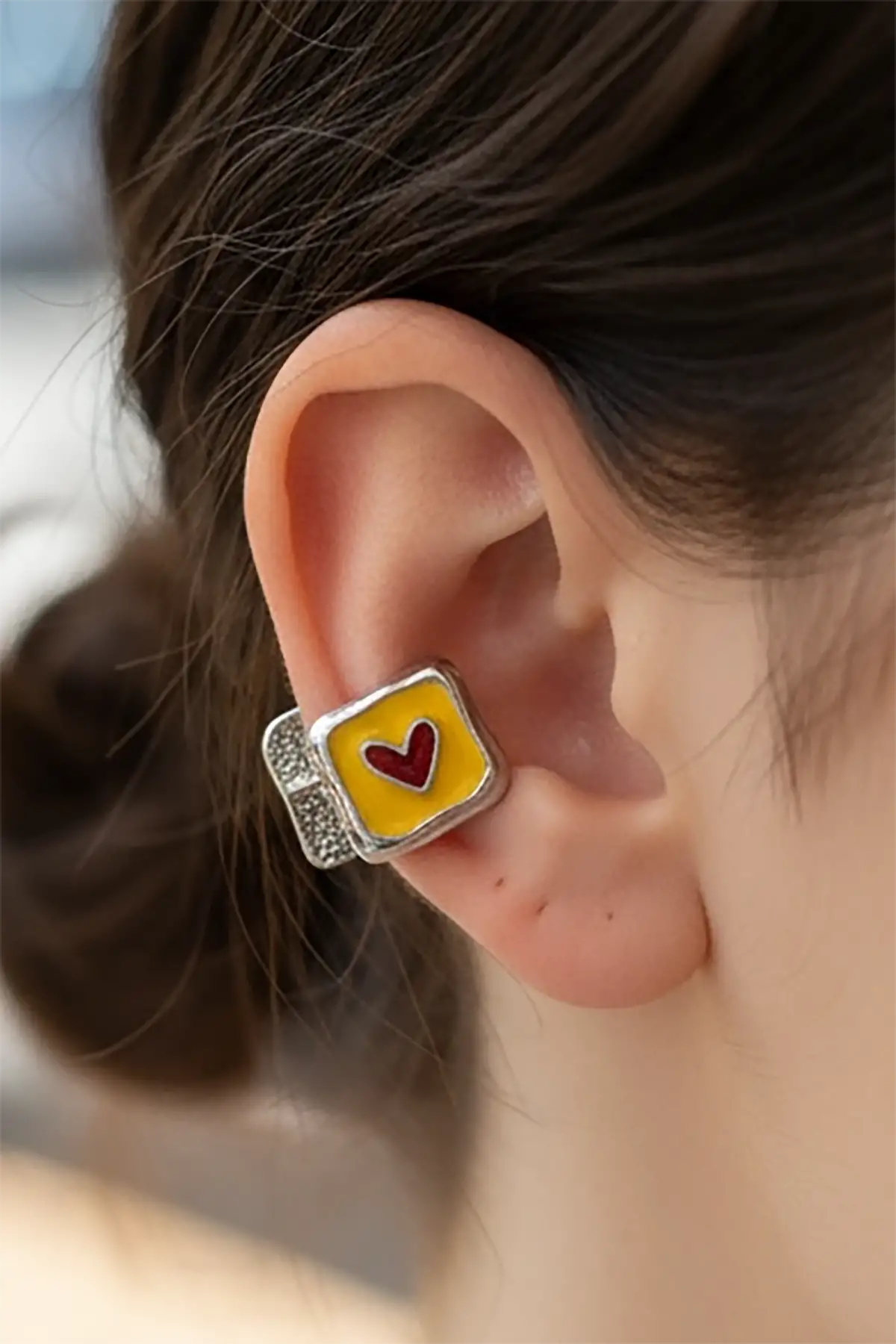 Gümüş Renk Kalp Figürlü 14K Altın Kaplama TX Ear Cuff (Tek)