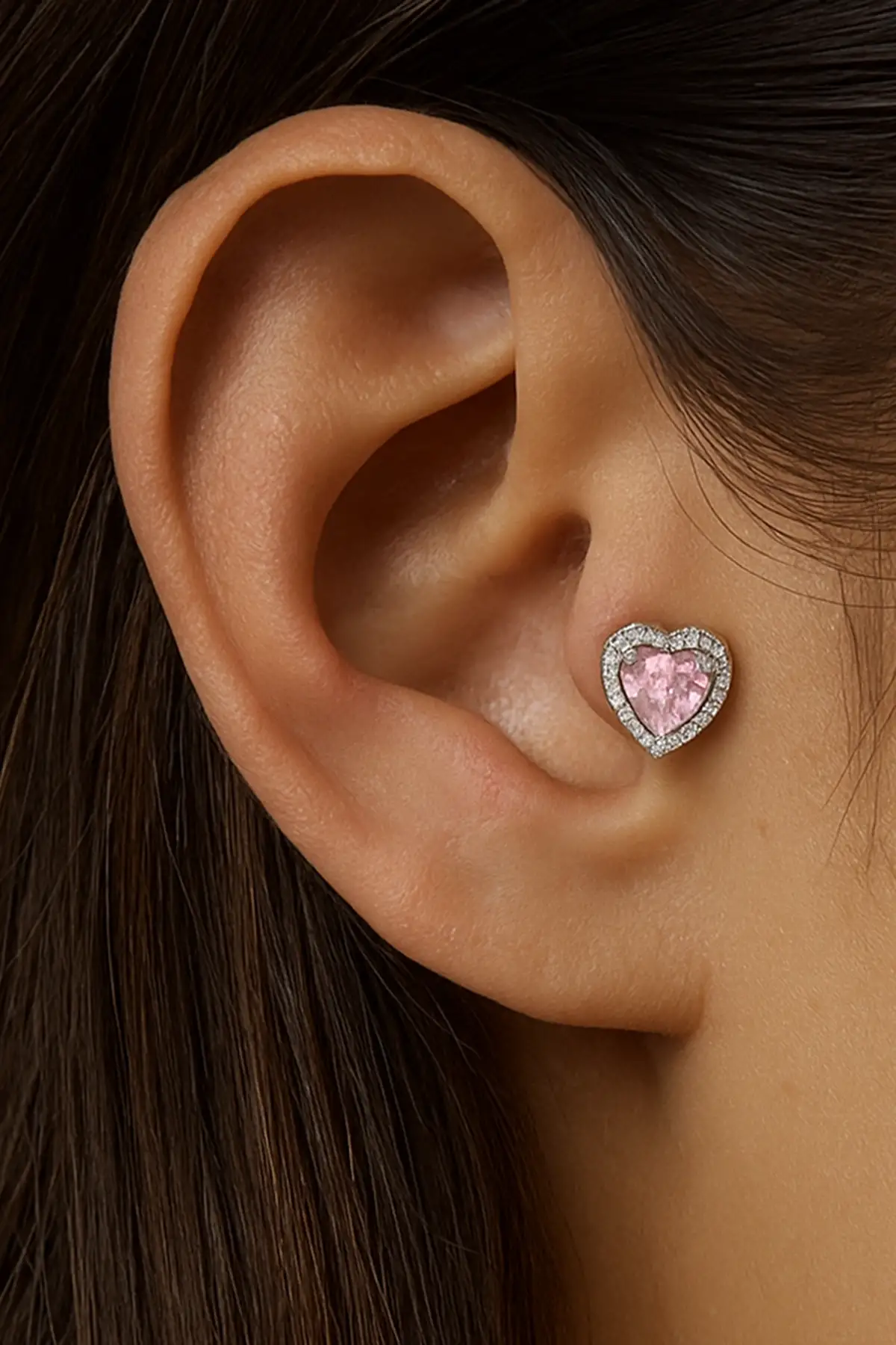 Gümüş Renk Kalp Figürlü Cerrahi Çelik Tragus/Kıkırdak Küpe/Piercing (Tek)