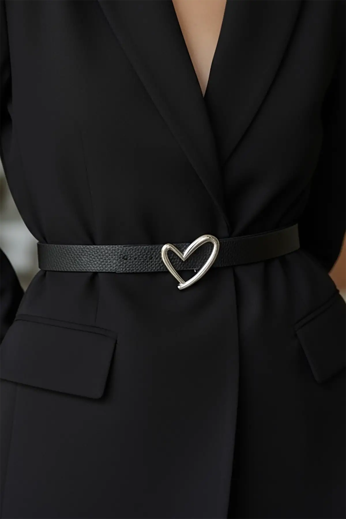 Gümüş Renk Kalp Figürlü Deri Detaylı Kadın Kemer