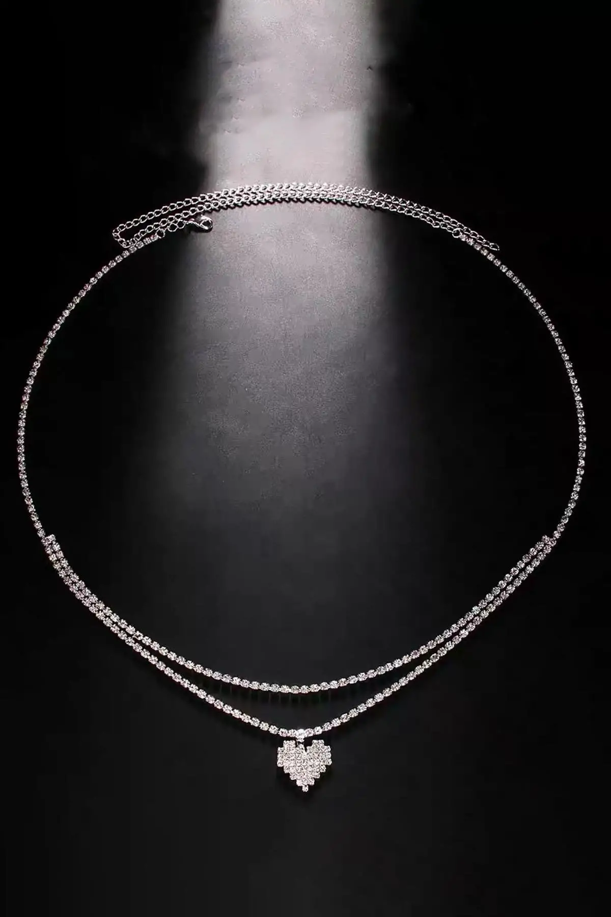 Gümüş Renk Kalp Figürlü Taş Detaylı Tasarım Bel Zinciri/Vücut Aksesuar