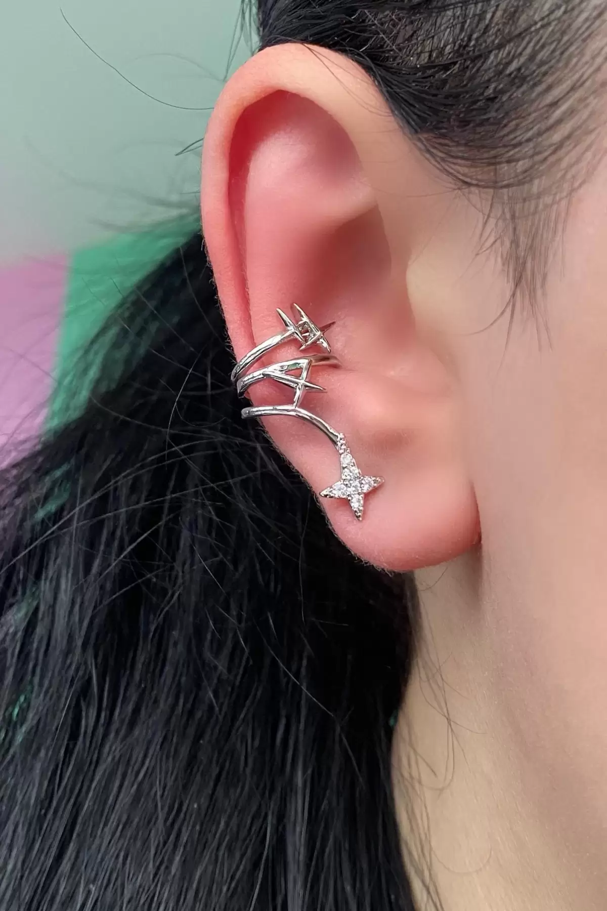 Gümüş Renk Kelebek Detaylı Çelik Ear Cuff Küpe (Tek)