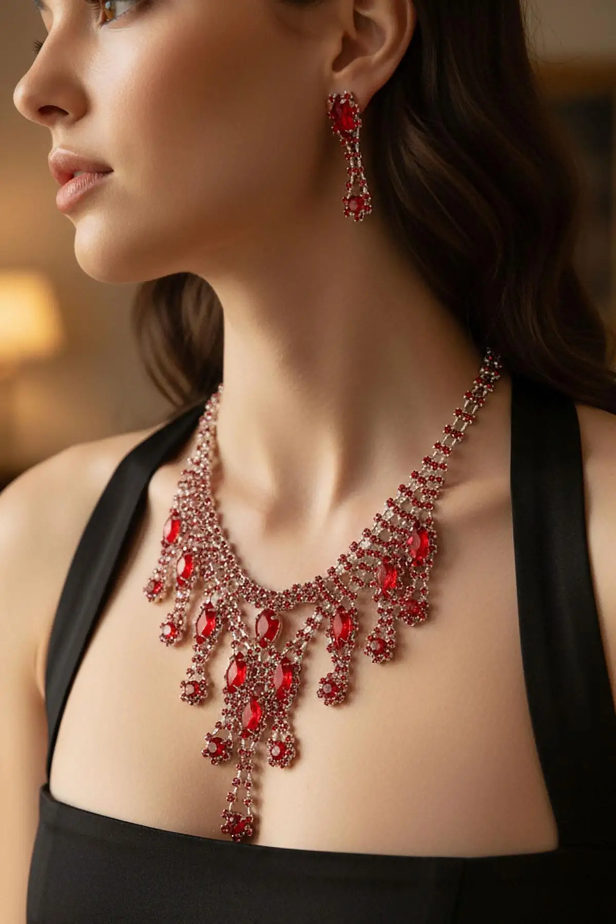 Gümüş Renk Kırmızı Taş Detaylı Abiye Set