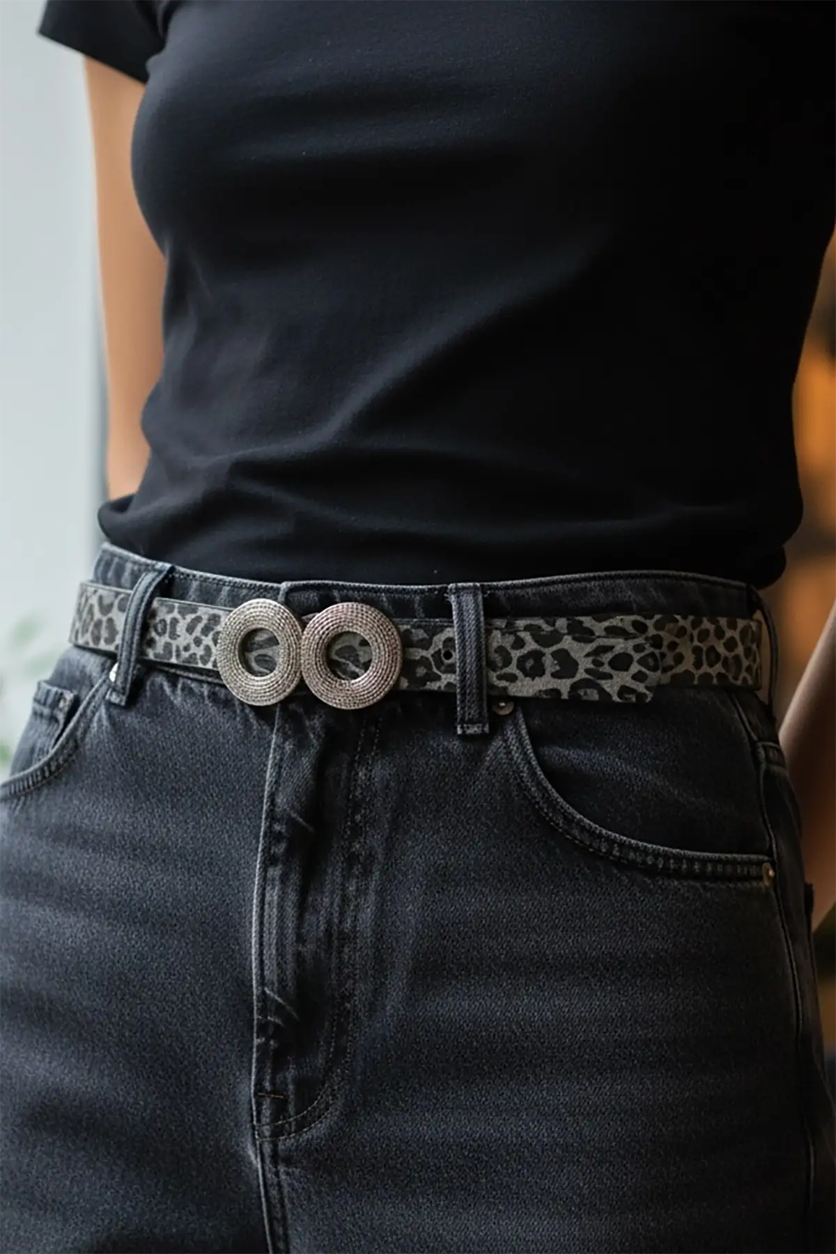 Gümüş Renk Leopar Desenli Kadın Deri Kemer