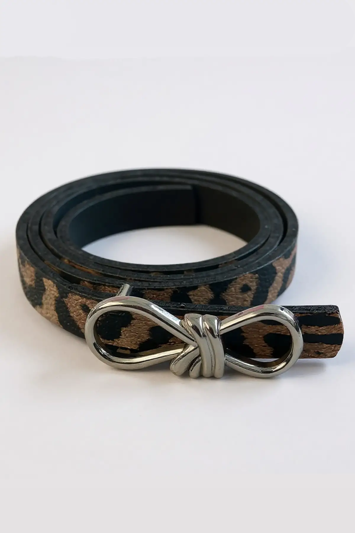 Gümüş Renk Leopar Desenli Kadın Deri Kemer