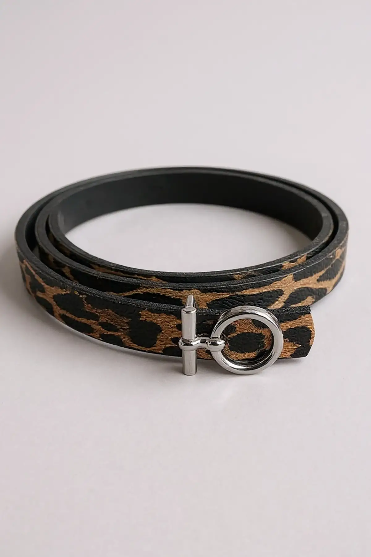 Gümüş Renk Leopar Desenli Kadın Deri Kemer