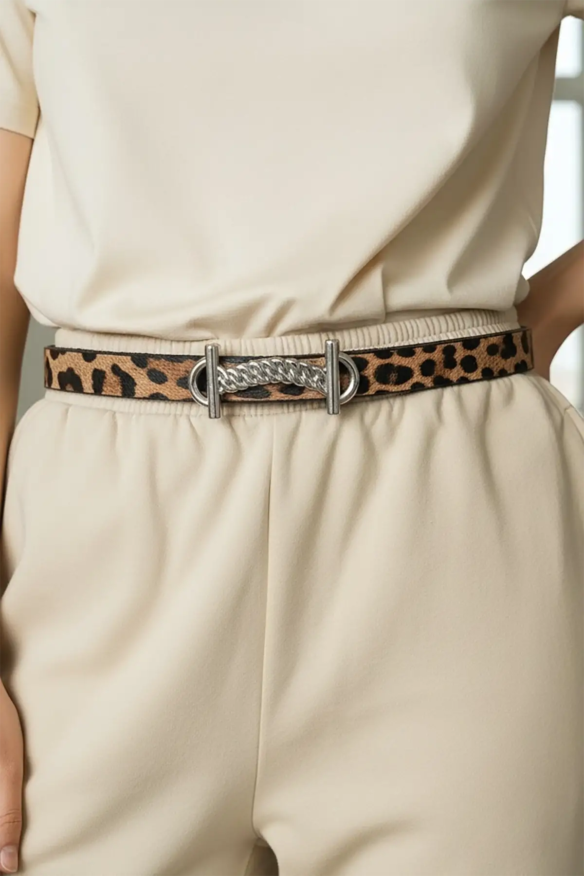 Gümüş Renk Leopar Desenli Kadın Deri Kemer