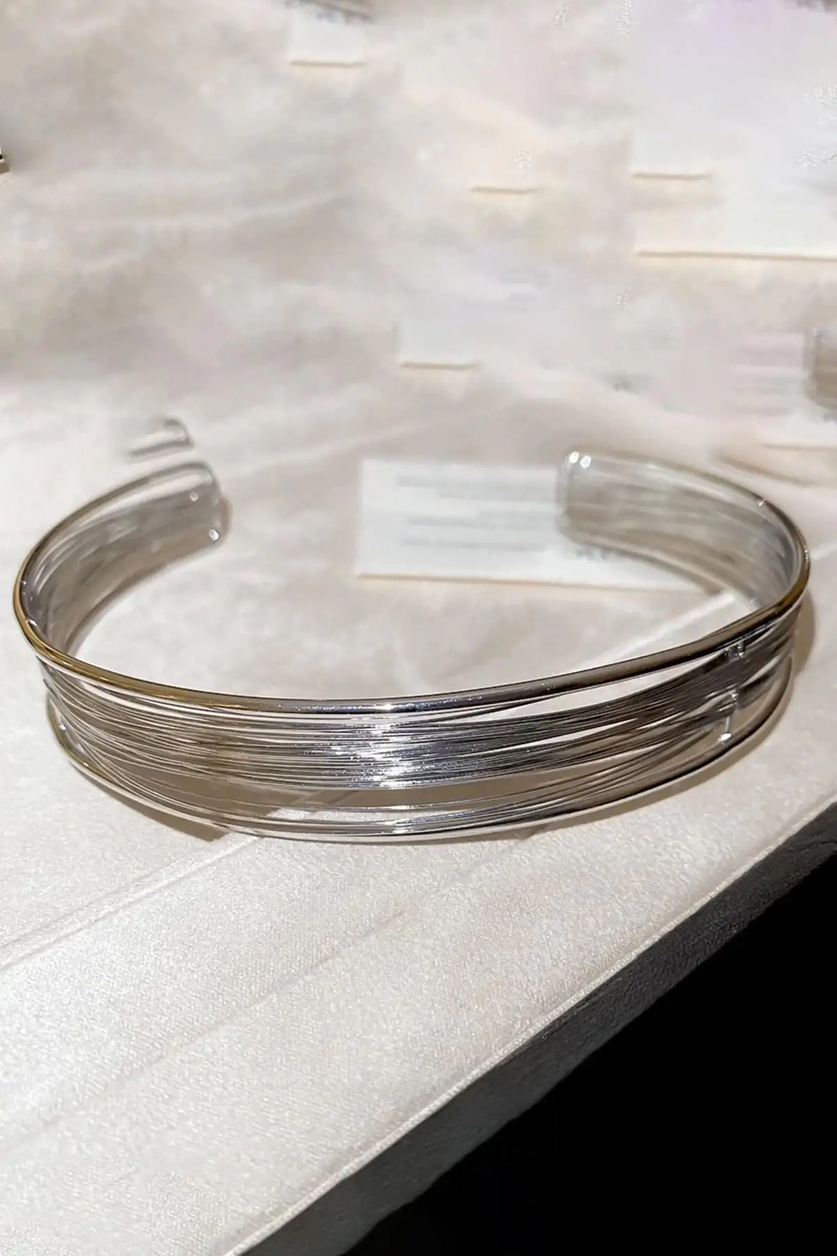 Gümüş Renk Metal Choker Kolye
