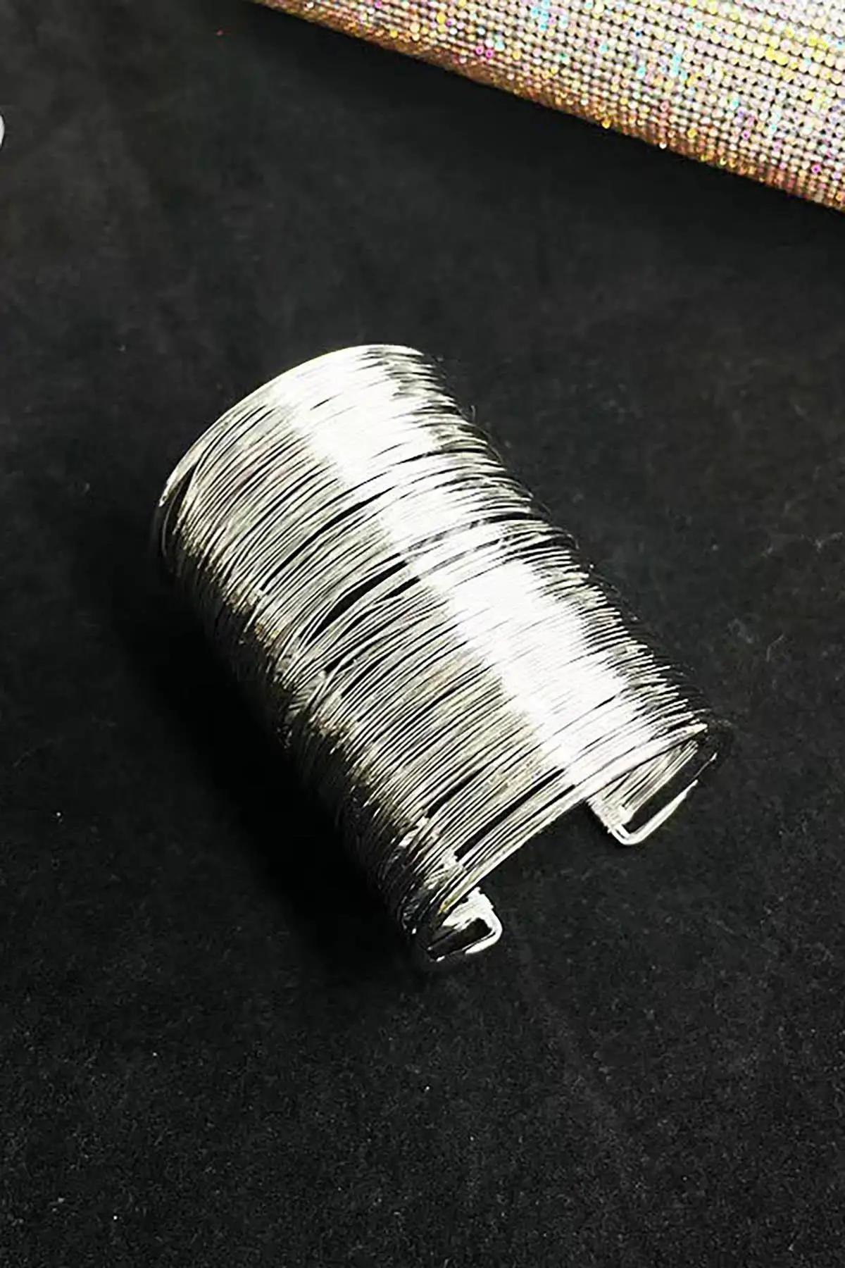 Gümüş Renk Metal Kelepçe Bileklik