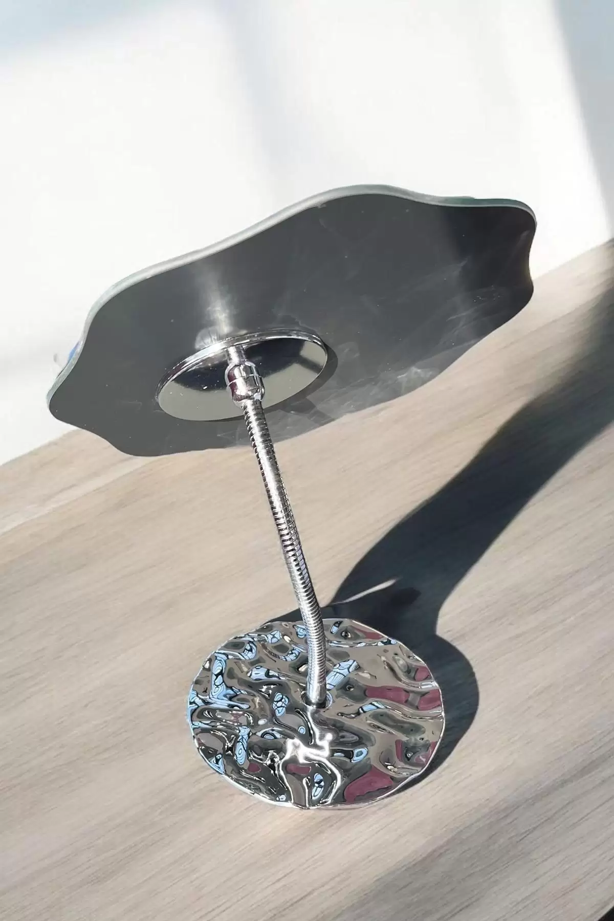 Gümüş Renk Metal Masa Aynası