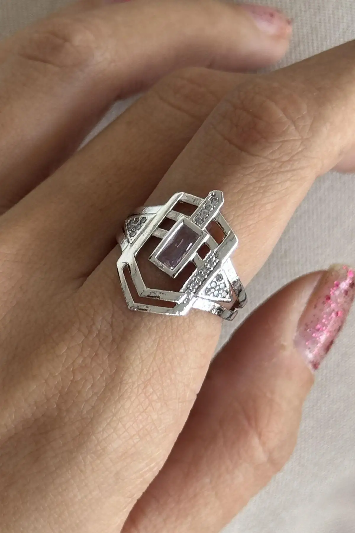 Gümüş Renk Pembe Taş Detaylı Ayarlanabilir Yüzük