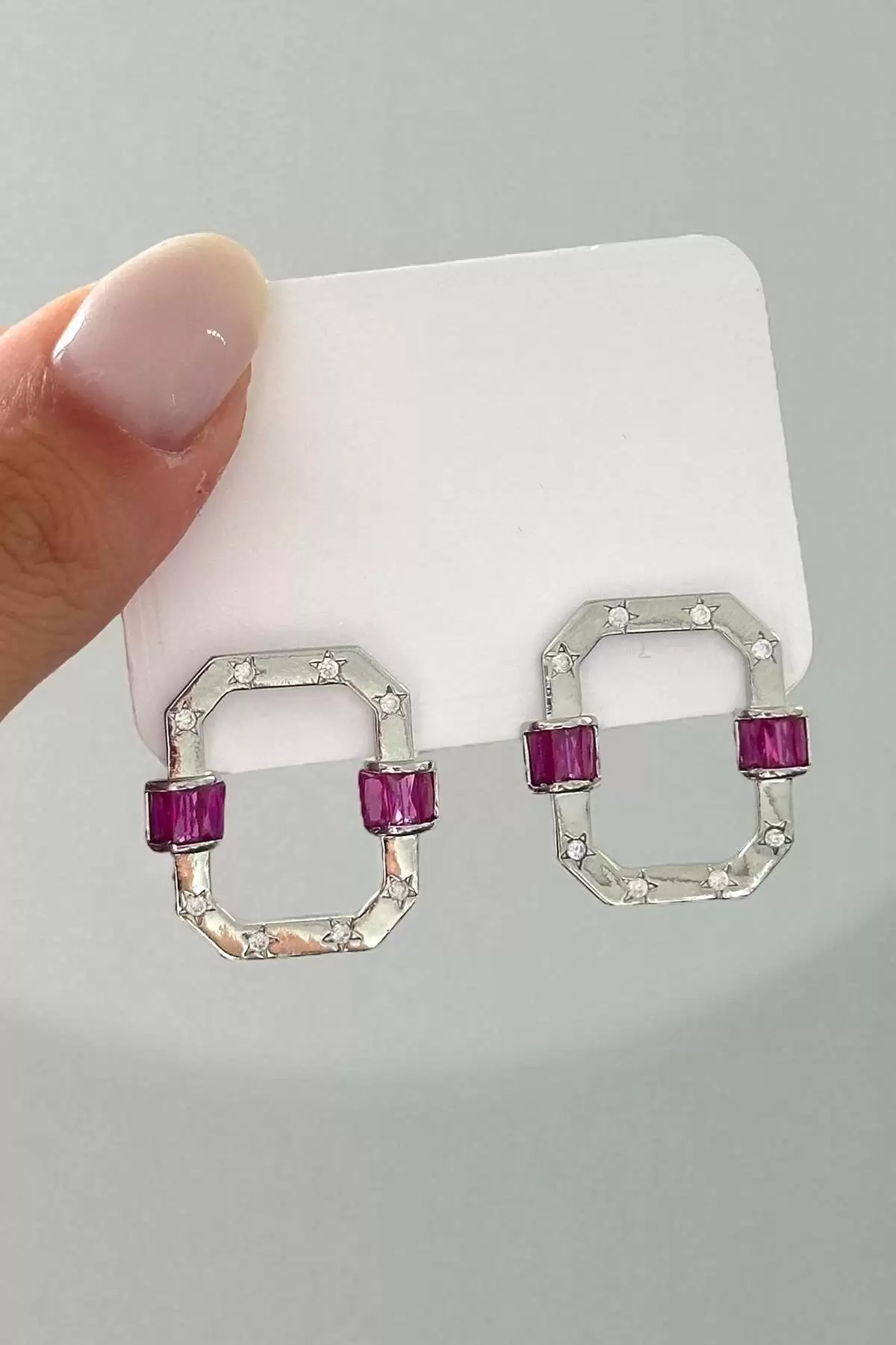 Gümüş Renk Pembe Taş Detaylı Küpe (Çift)