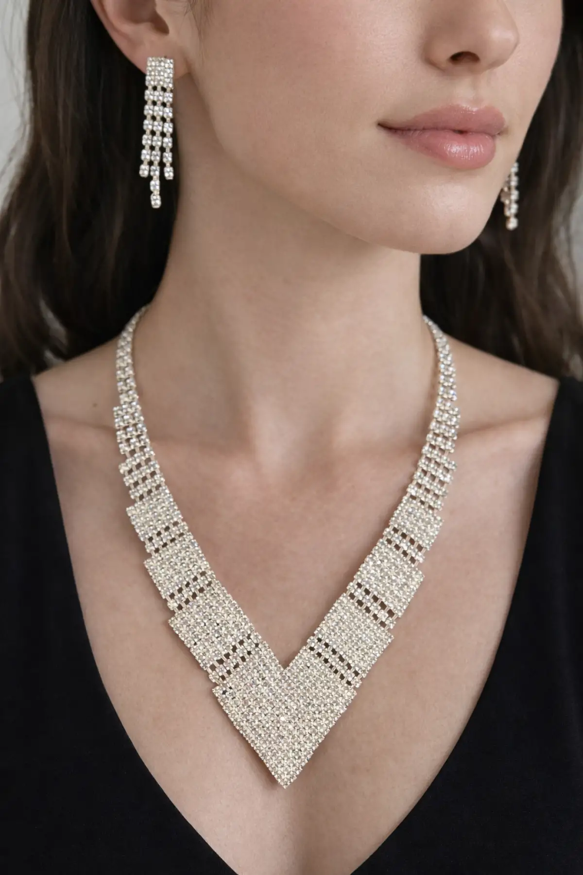 Gümüş Renk Taş Detayı Abiye Set