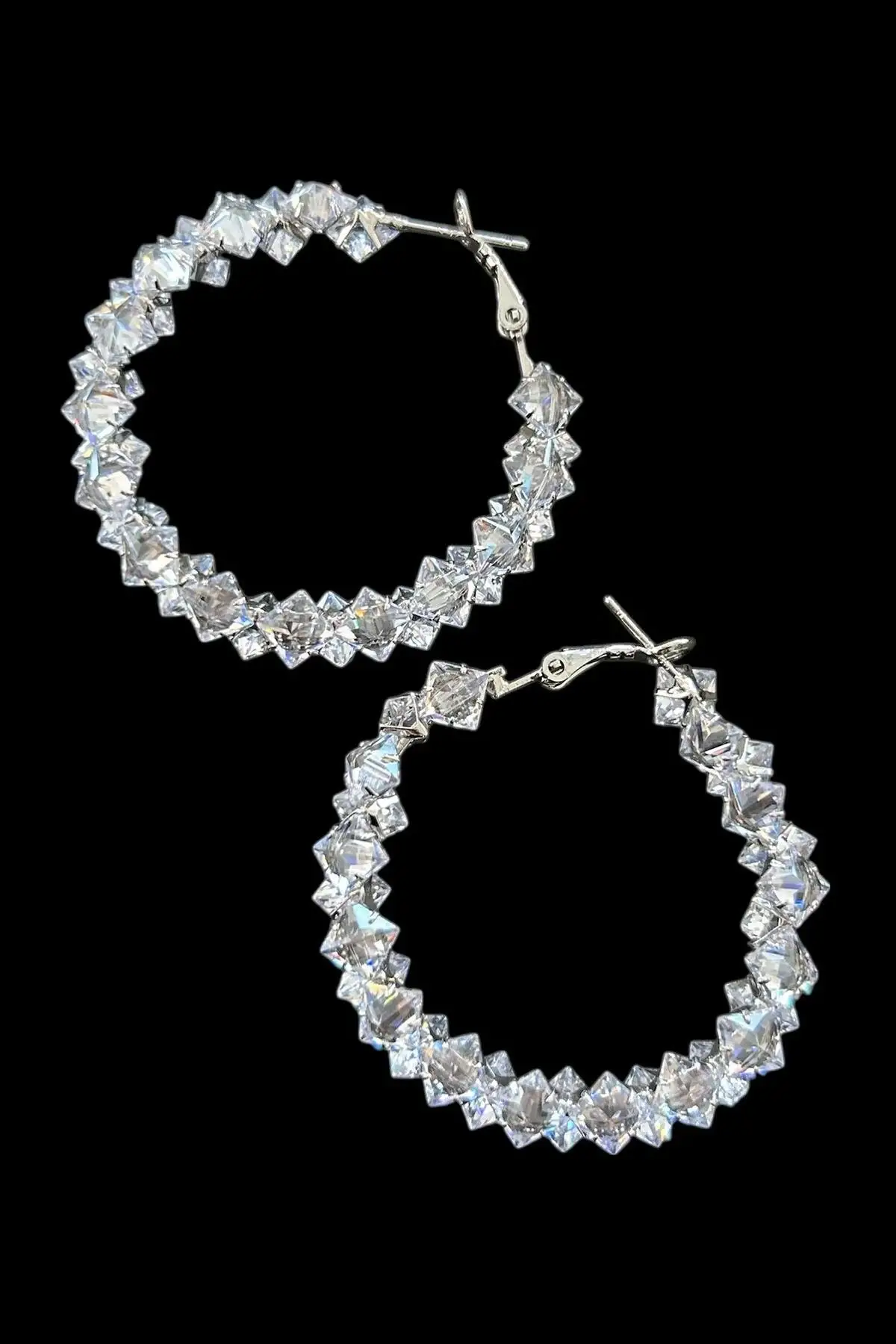 Gümüş Renk Taş Detaylı 14k Altın Kaplama Halka Küpe (Çift)