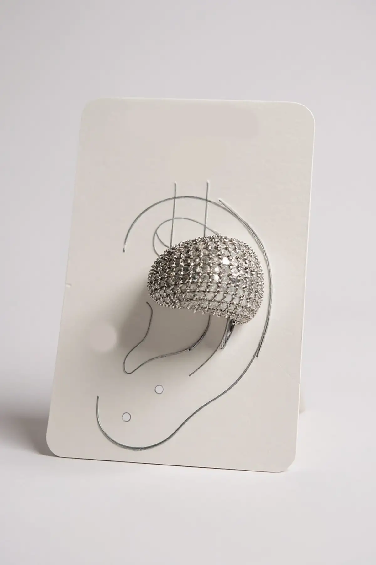 Gümüş Renk Taş Detaylı 14K Altın Kaplama TX Ear Cuff (Tek)