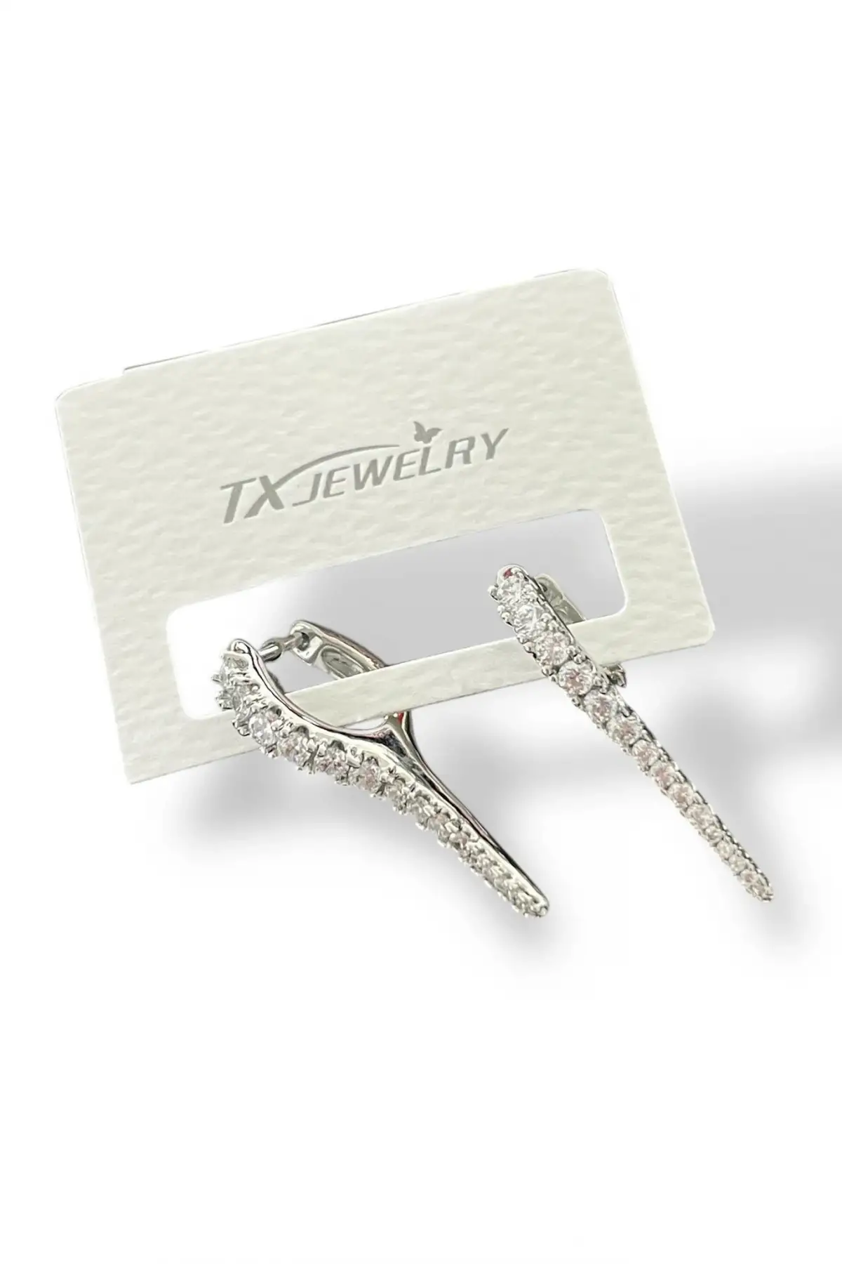 Gümüş Renk Taş Detaylı 14K Altın Kaplama TX Küpe (Çift)