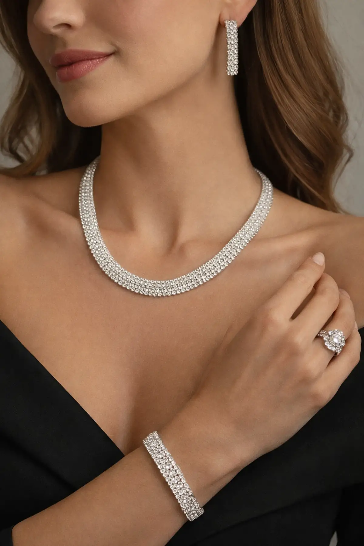 Gümüş  Renk Taş Detaylı 4lü Abiye Set