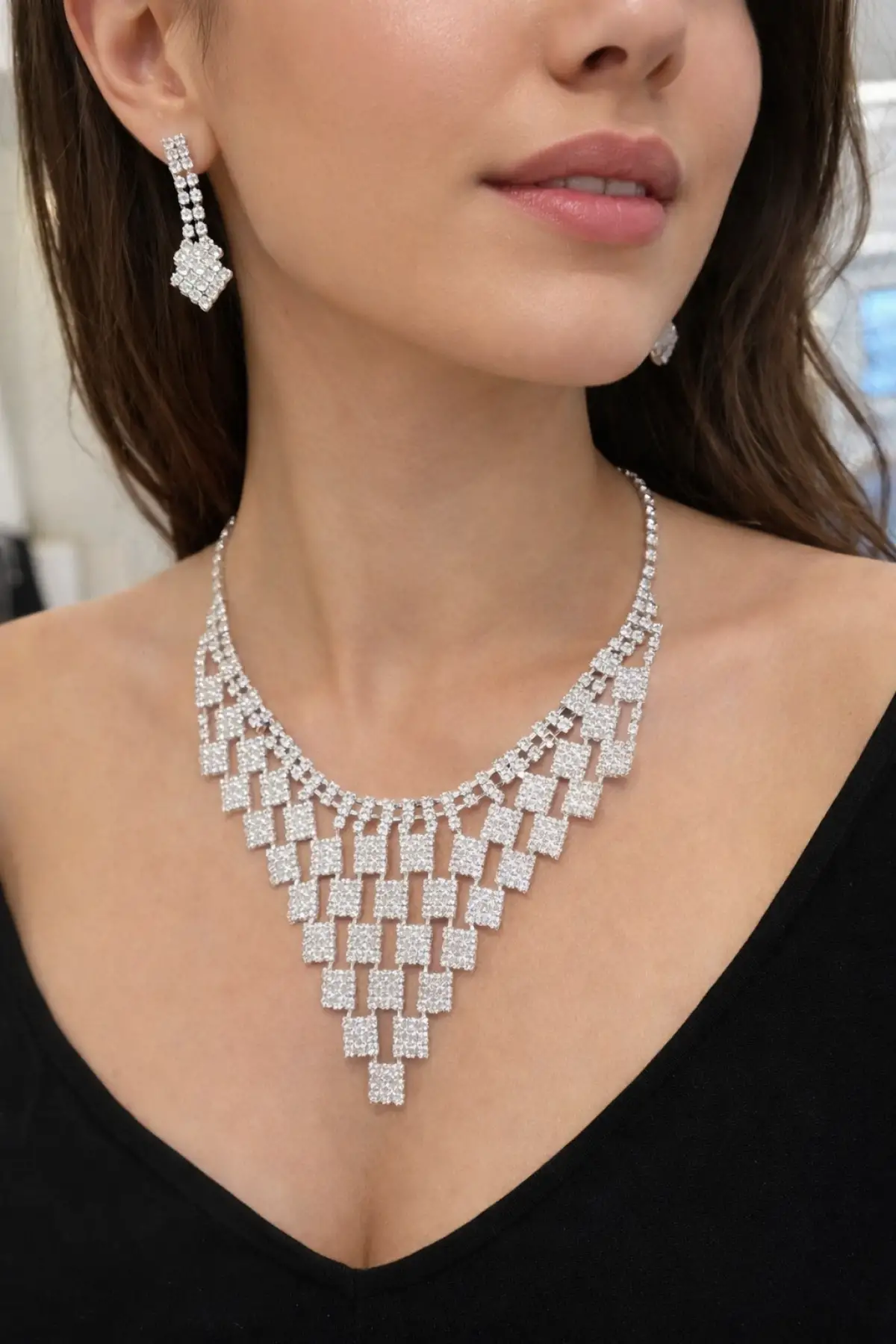 Gümüş Renk Taş Detaylı Abiye Set