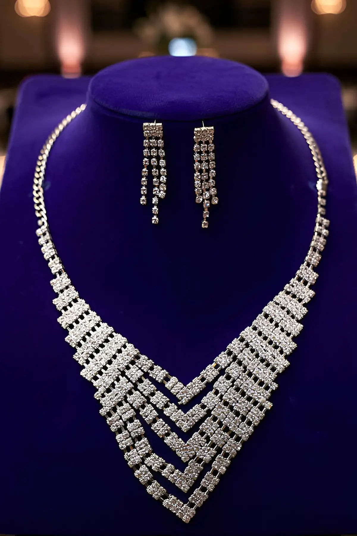 Gümüş Renk Taş Detaylı Abiye Set