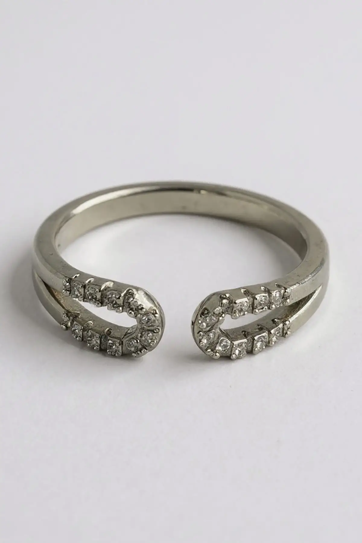 Gümüş Renk Taş Detaylı Ayarlanabilir Yüzük