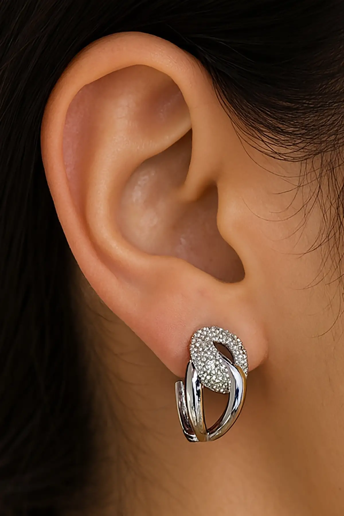 Gümüş Renk Taş Detaylı Çelik Halka Küpe (Çift)