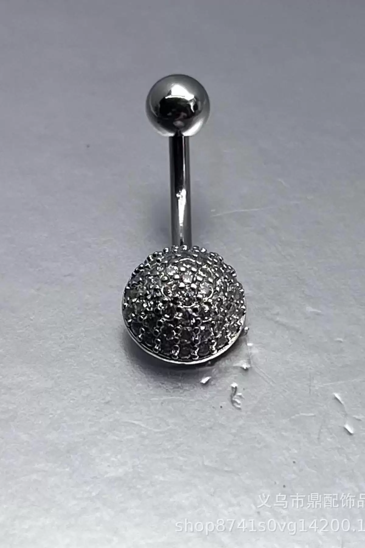 Gümüş Renk Taş Detaylı Cerrahi Çelik Göbek Piercing