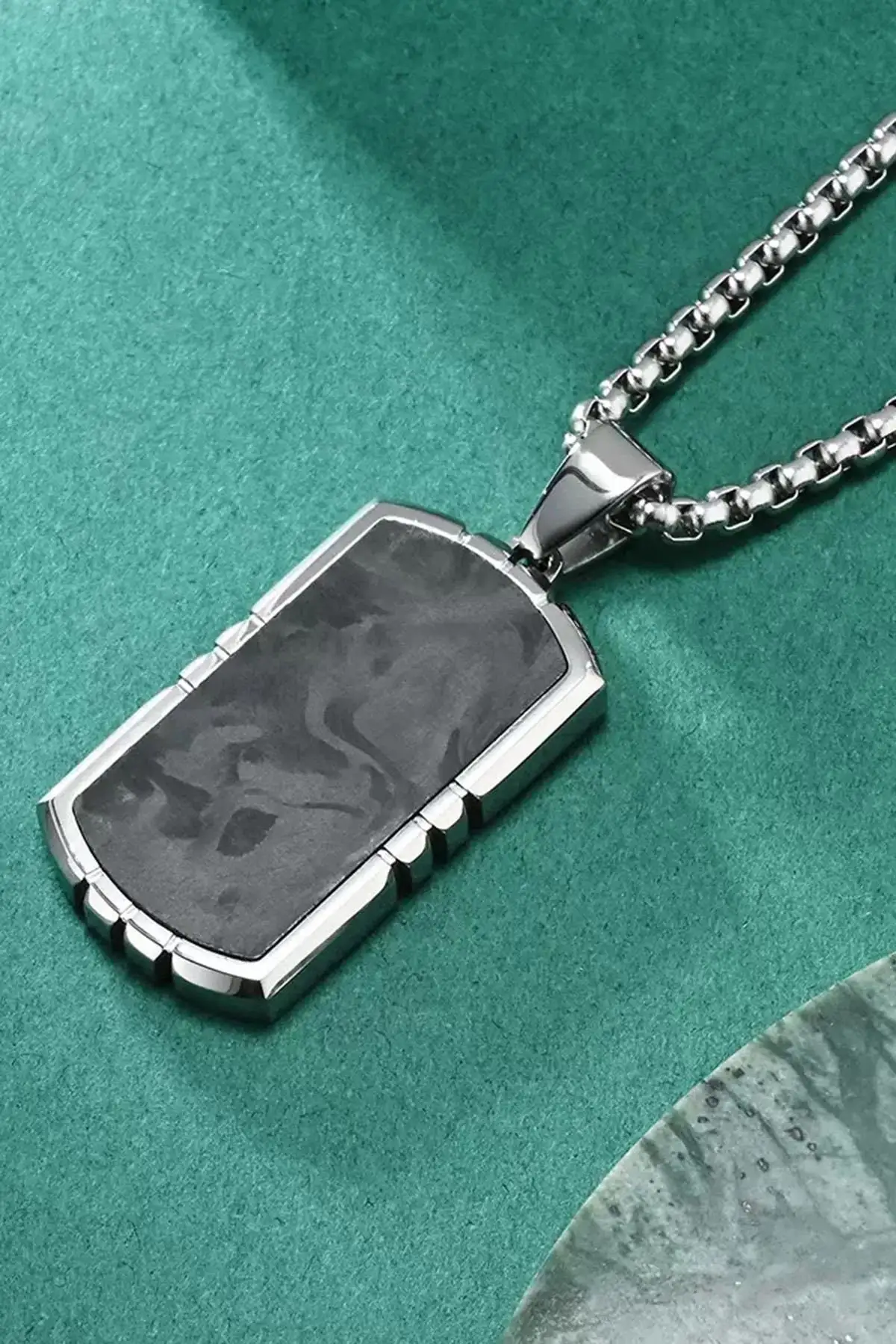 Gümüş Renk Taş Detaylı Erkek Zincir Çelik Kolye (60cm)