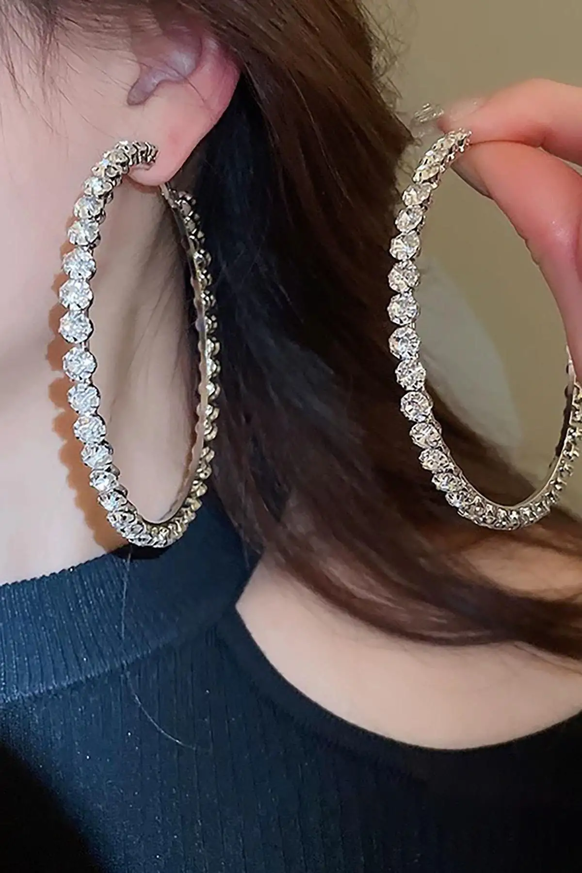 Gümüş Renk Taş Detaylı Halka Küpe 75Mm (Çift)